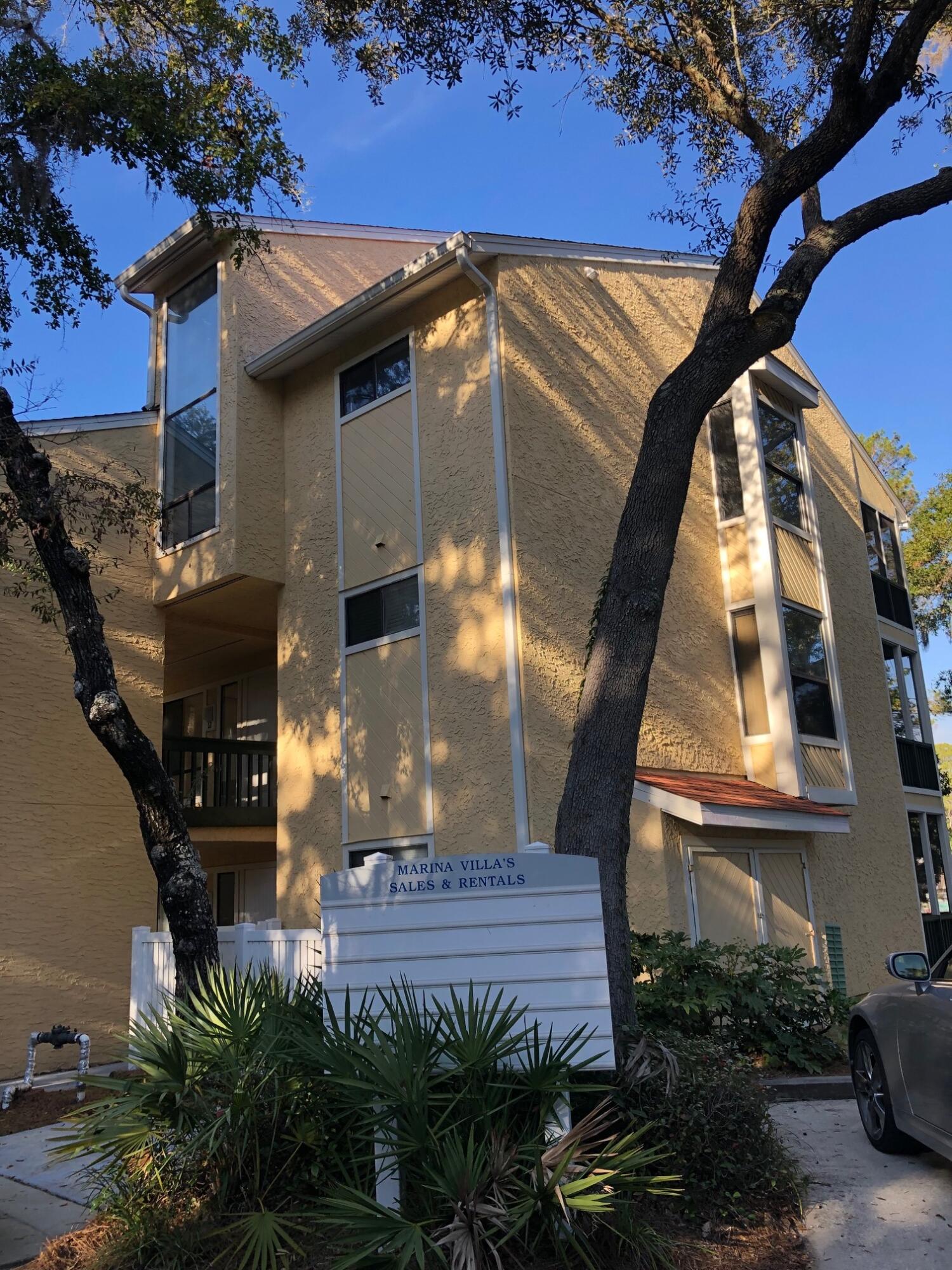 MARINA VILLAS CONDO AT BLUEWATER BAY - Residential