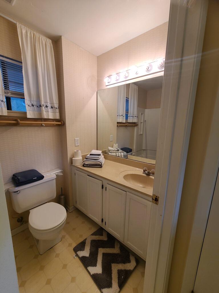 MARINA VILLAS CONDO AT BLUEWATER BAY - Residential