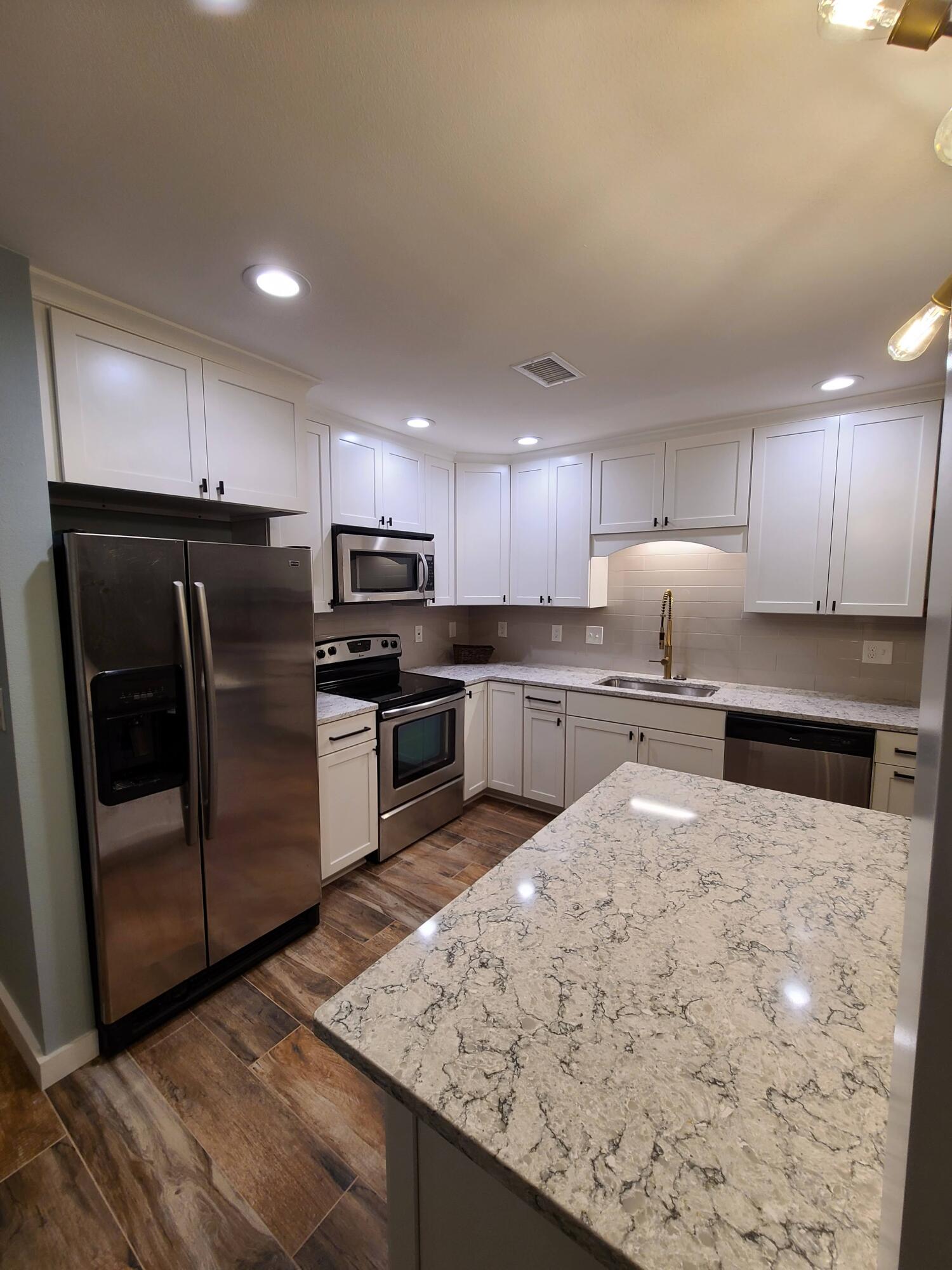 MARINA VILLAS CONDO AT BLUEWATER BAY - Residential