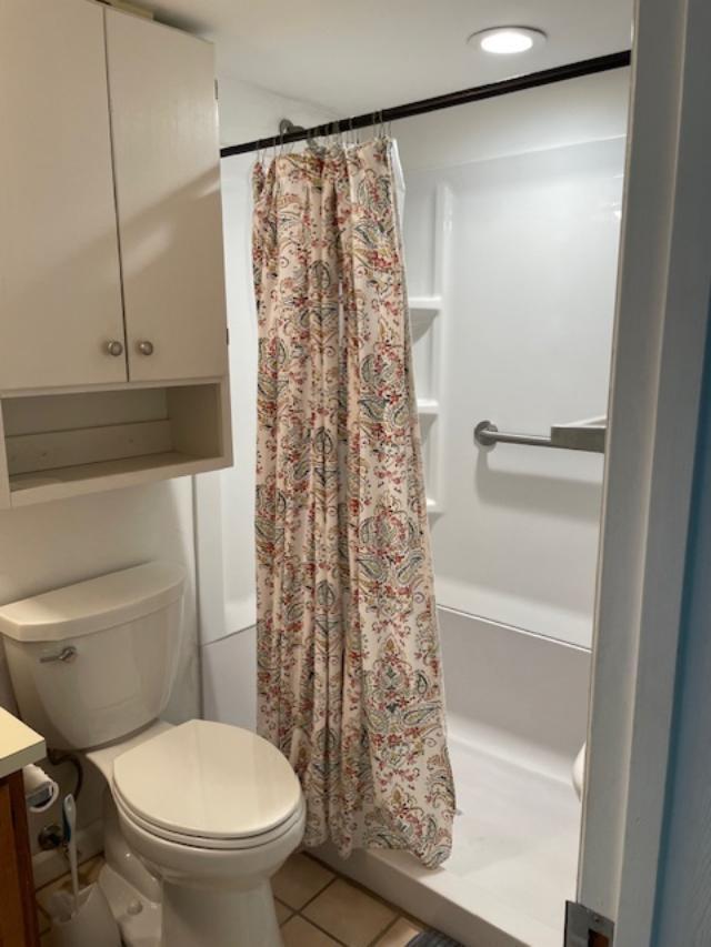 ONE SEAGROVE PLACE CONDOMINIUMS - Residential