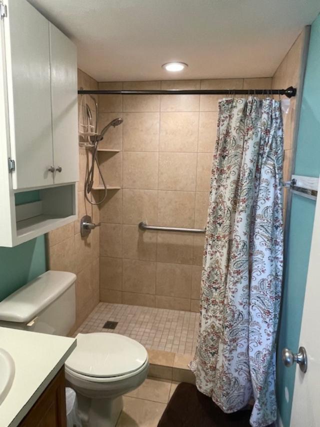 ONE SEAGROVE PLACE CONDOMINIUMS - Residential