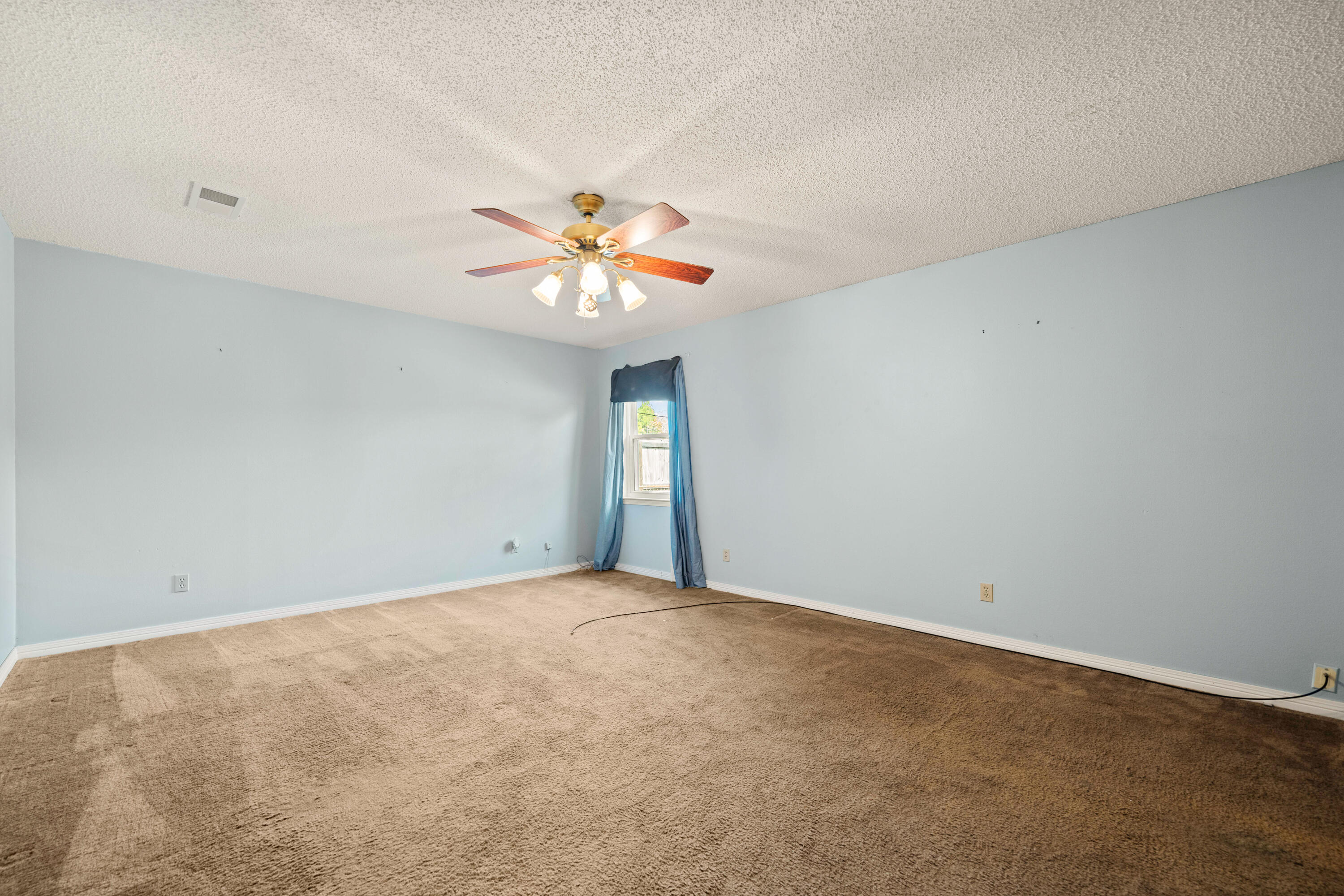 TIMBER LAKE ESTATES - Residential