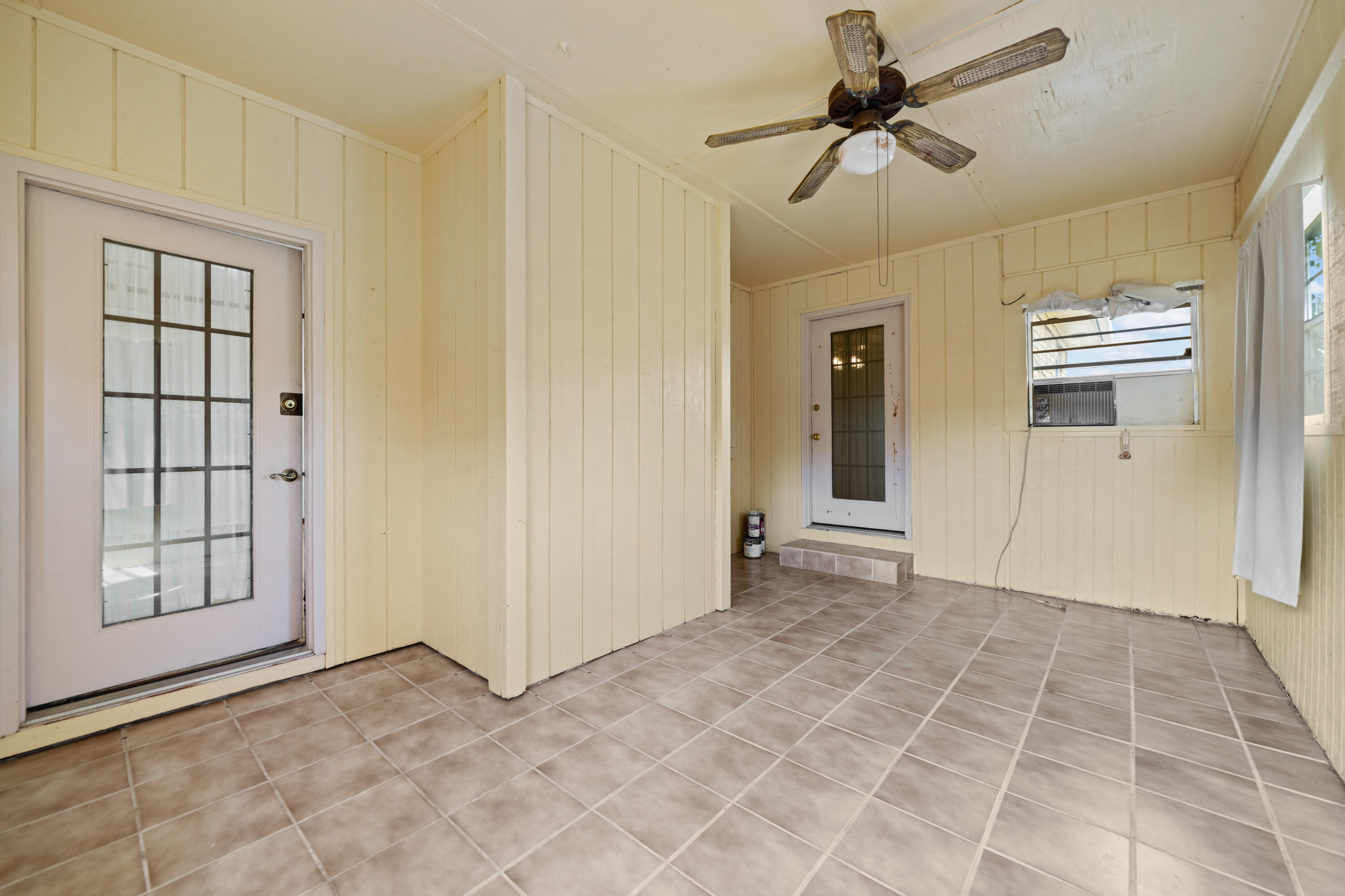 TIMBER LAKE ESTATES - Residential