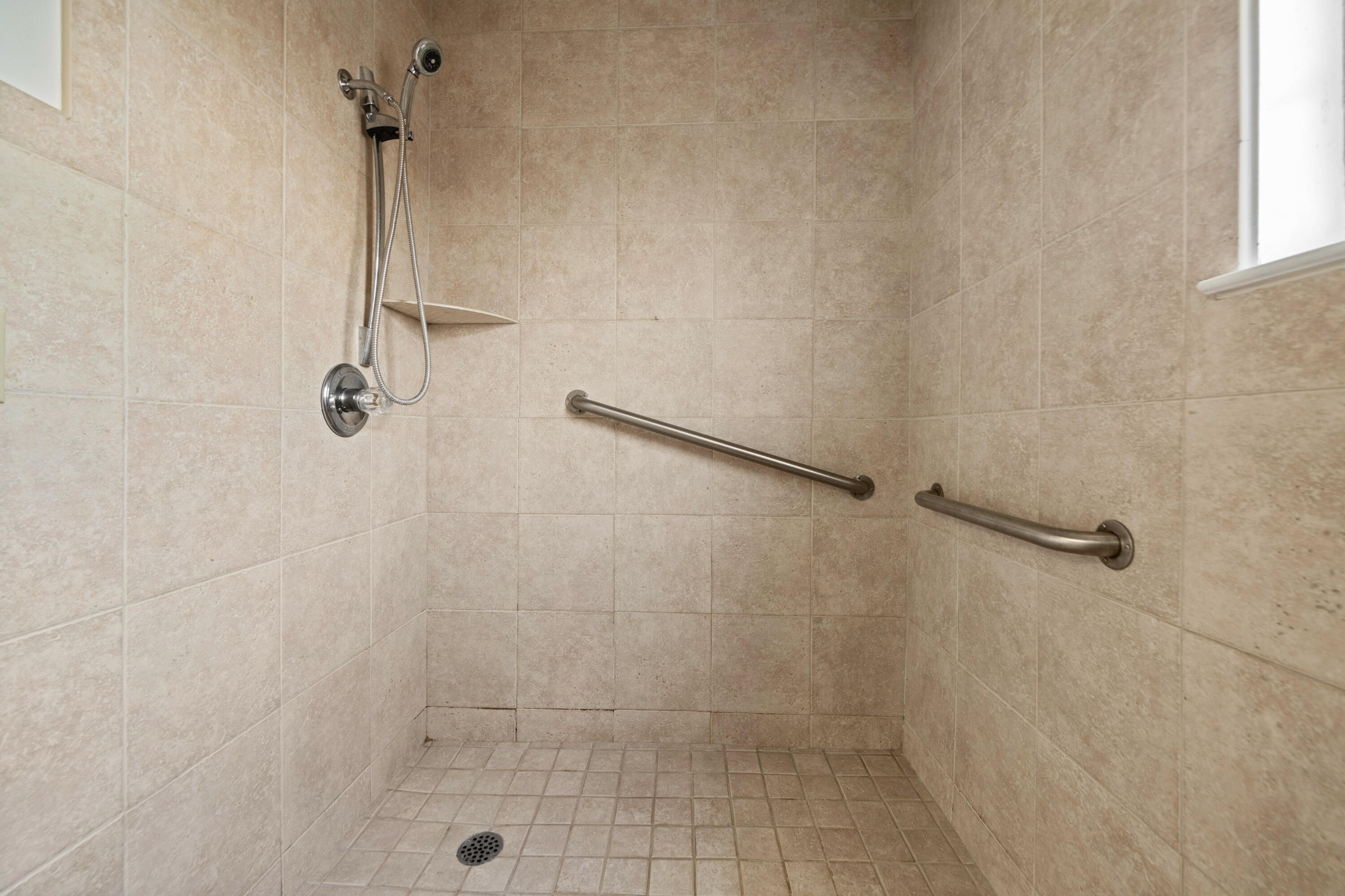 TIMBER LAKE ESTATES - Residential
