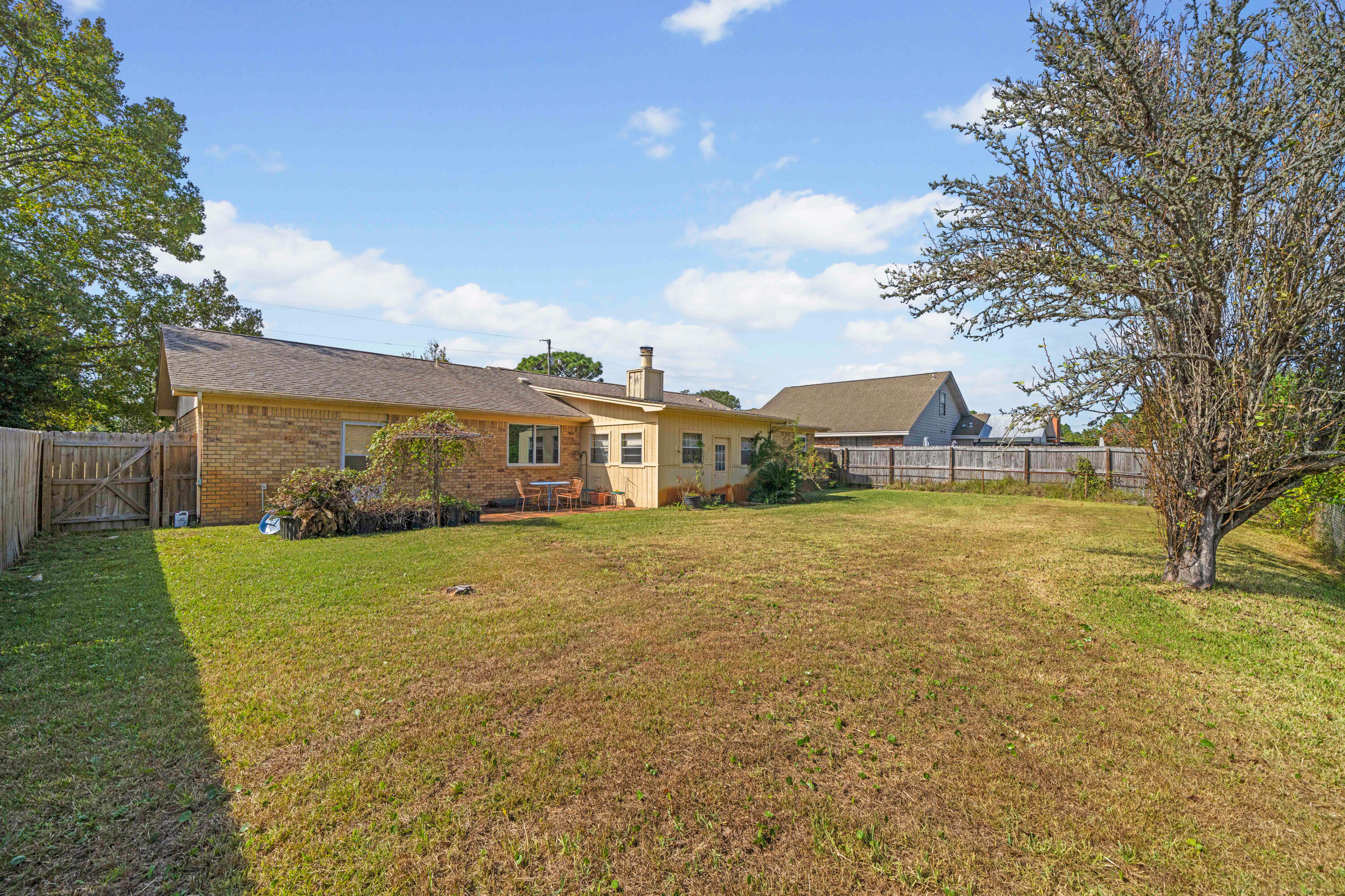 TIMBER LAKE ESTATES - Residential