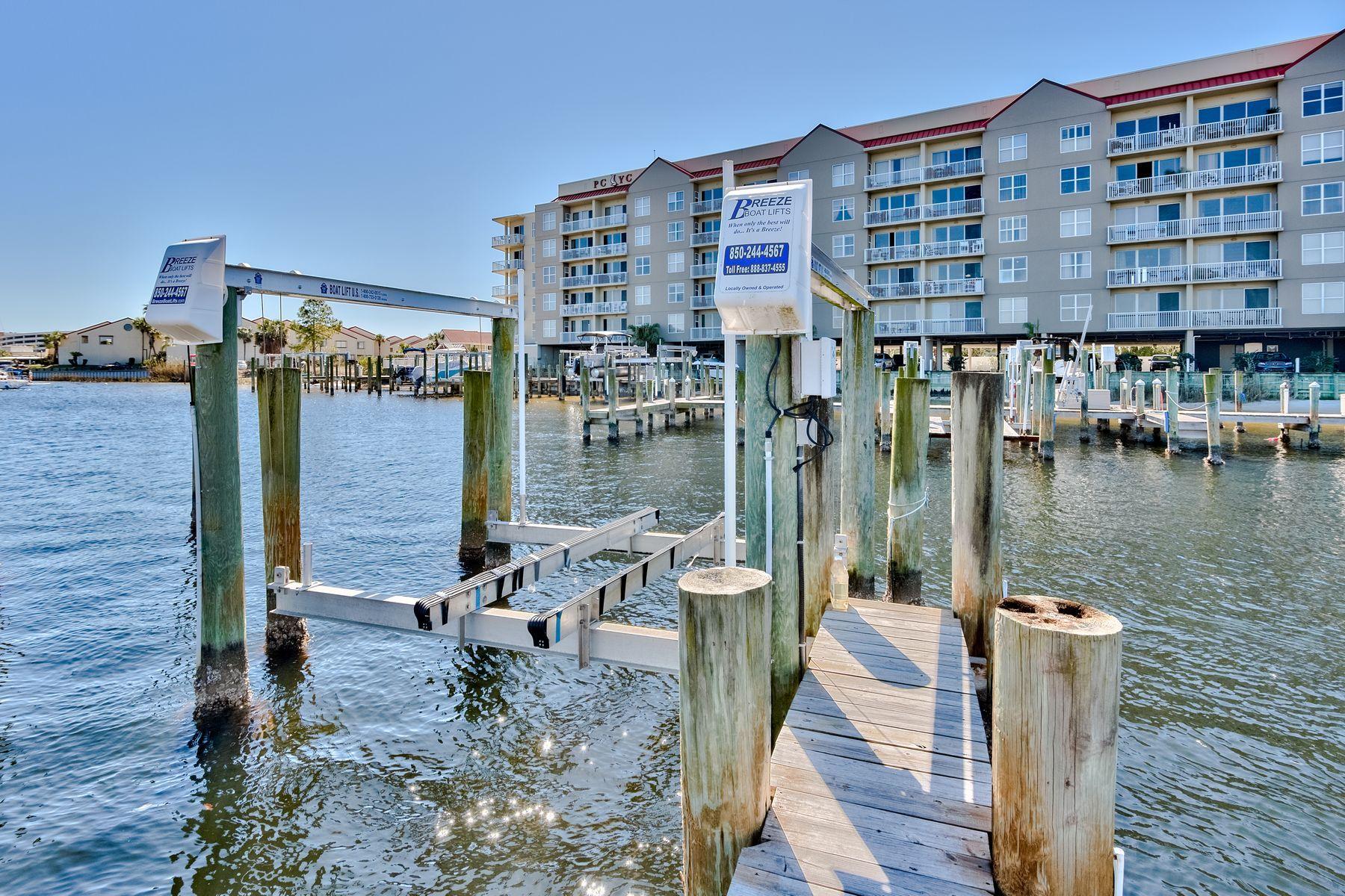 PALM COURT YACHT CLUB - Residential