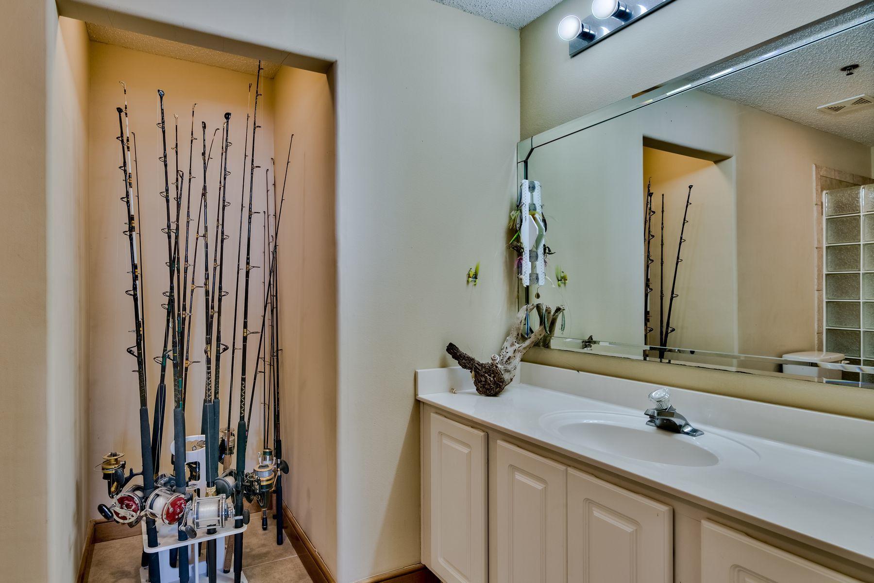 PALM COURT YACHT CLUB - Residential