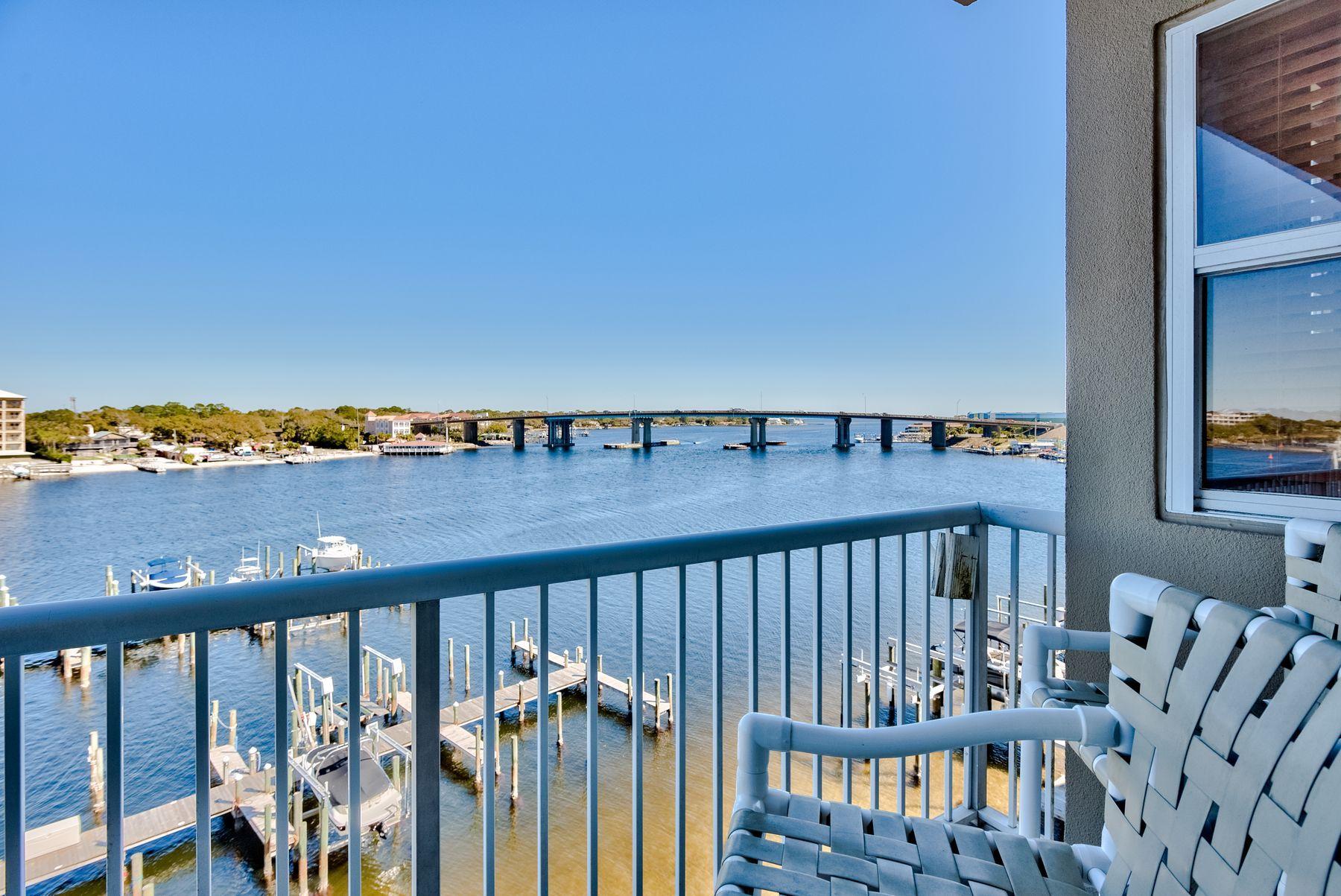 PALM COURT YACHT CLUB - Residential