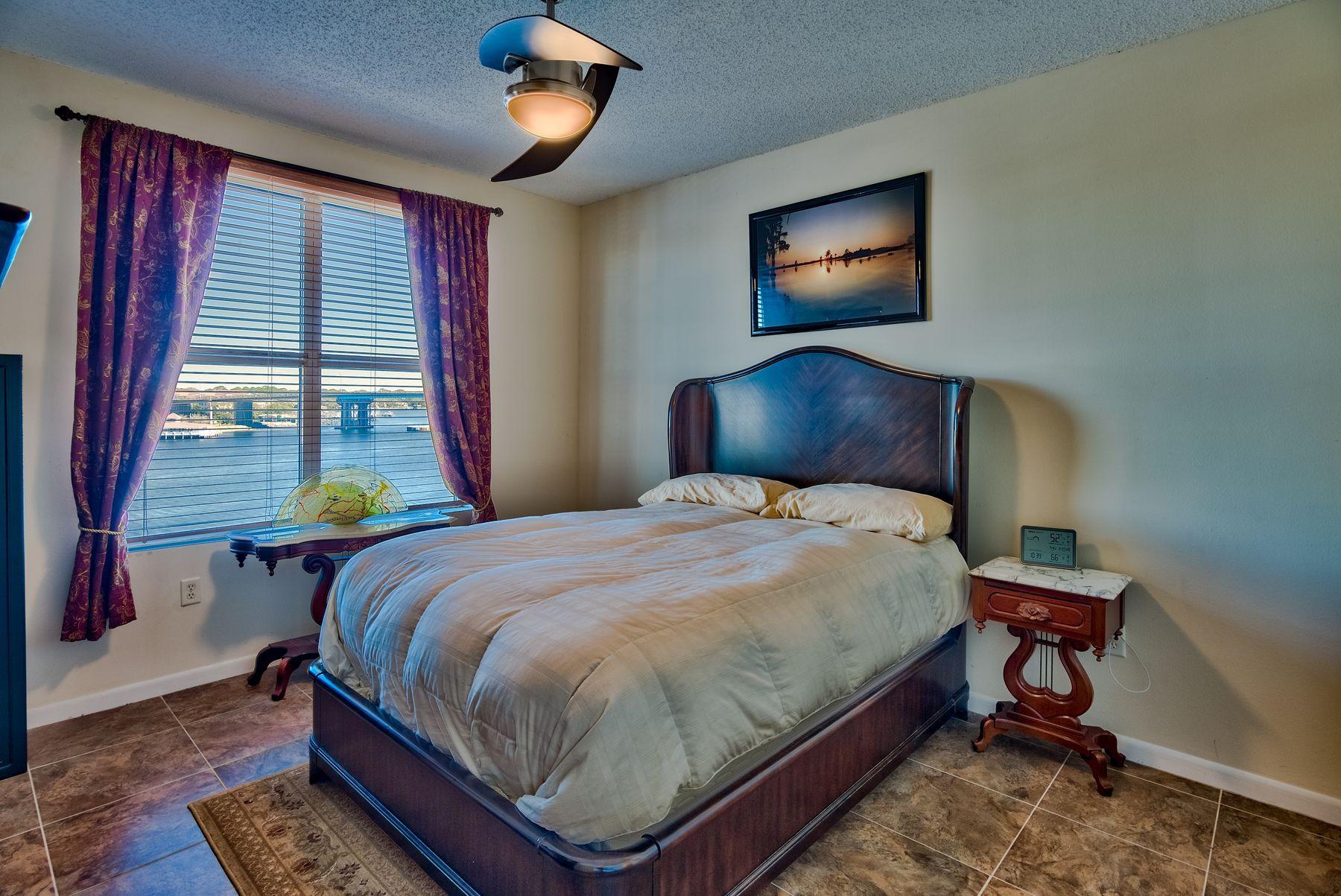 PALM COURT YACHT CLUB - Residential