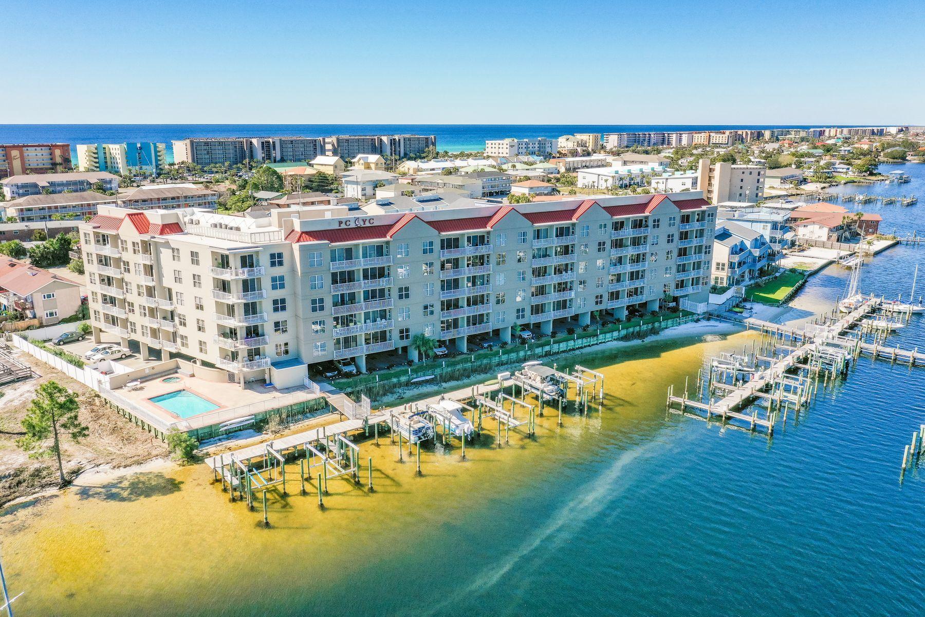 PALM COURT YACHT CLUB - Residential