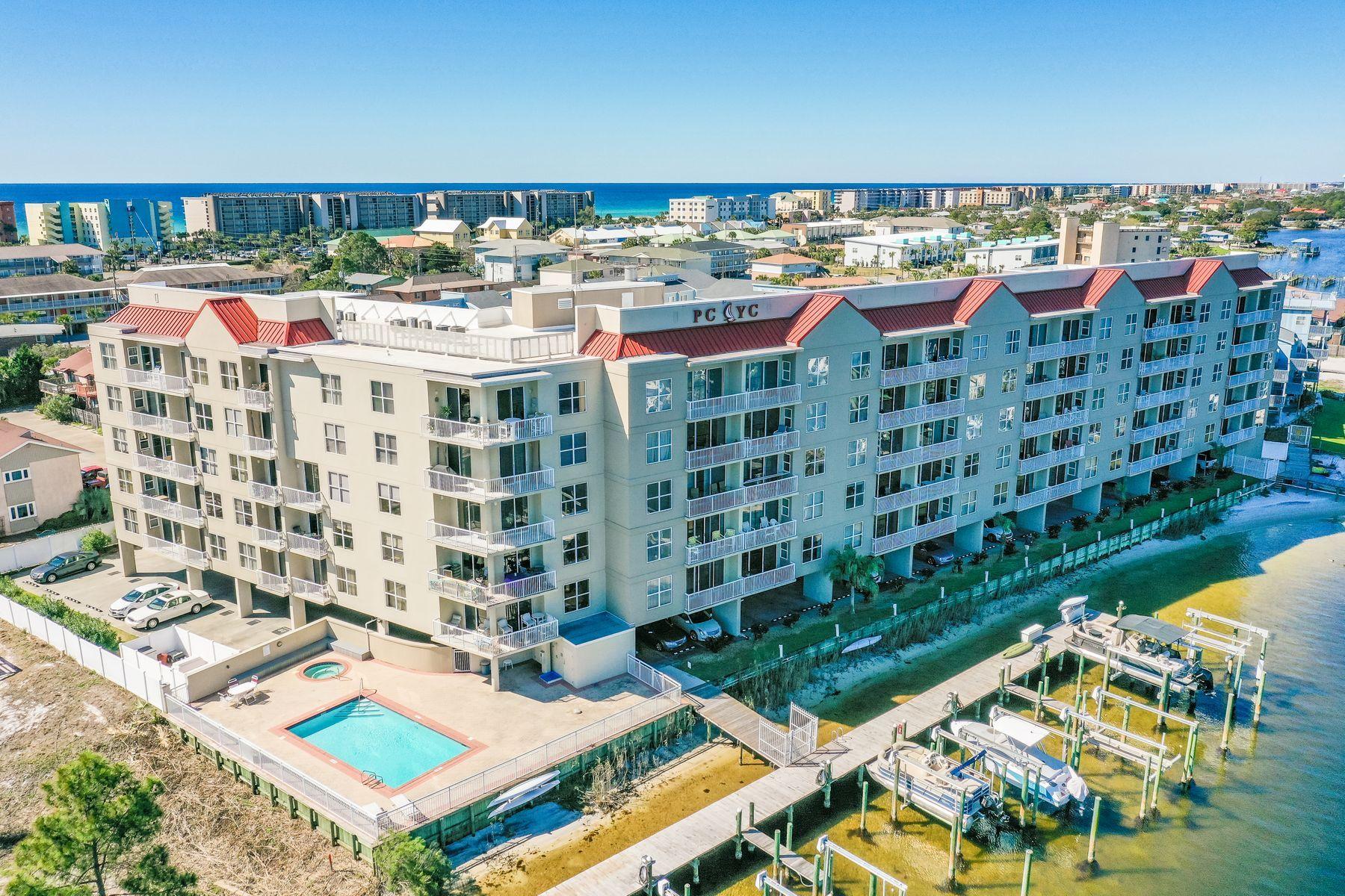 PALM COURT YACHT CLUB - Residential