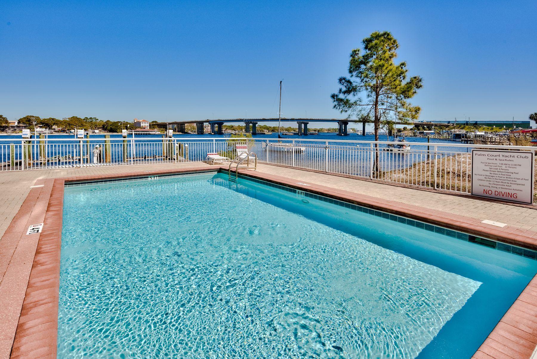 PALM COURT YACHT CLUB - Residential