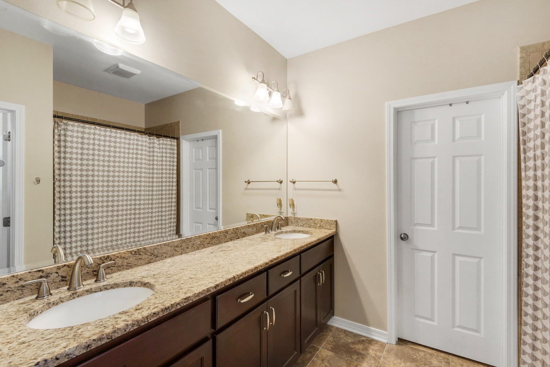 BAYOU PINES UNREC 1ST ADDN - Residential