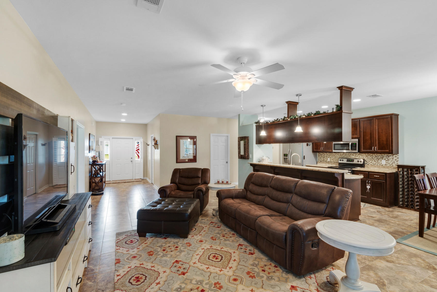 BAYOU PINES UNREC 1ST ADDN - Residential