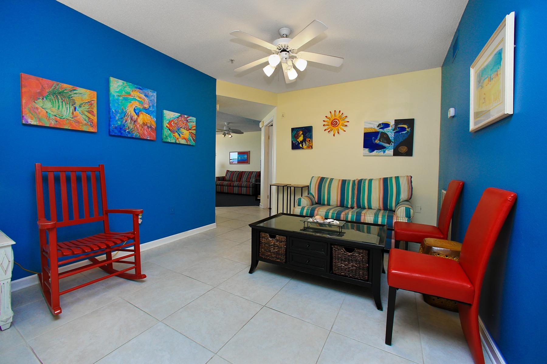 THE PALMS CONDO - Residential