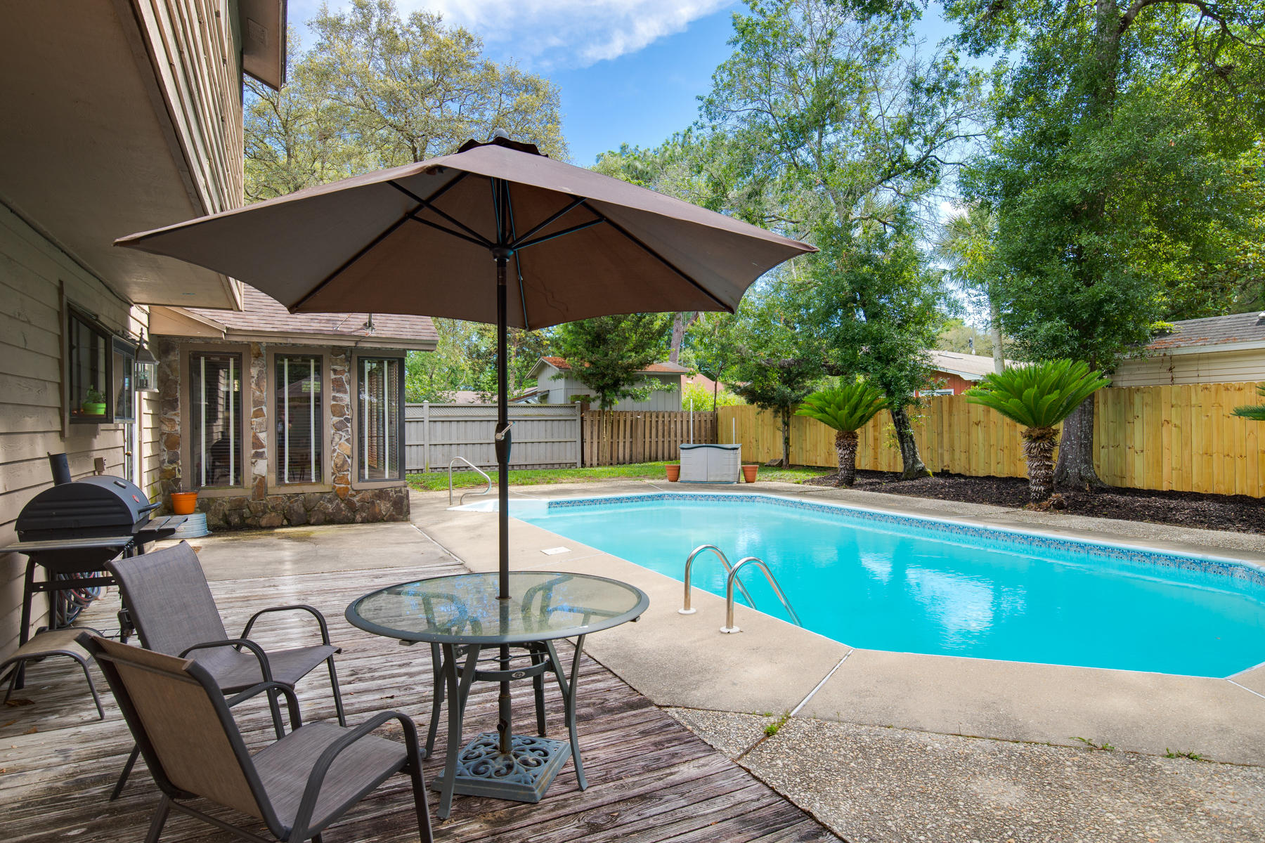 GARNIERS HEIGHTS 1ST ADDN - Residential