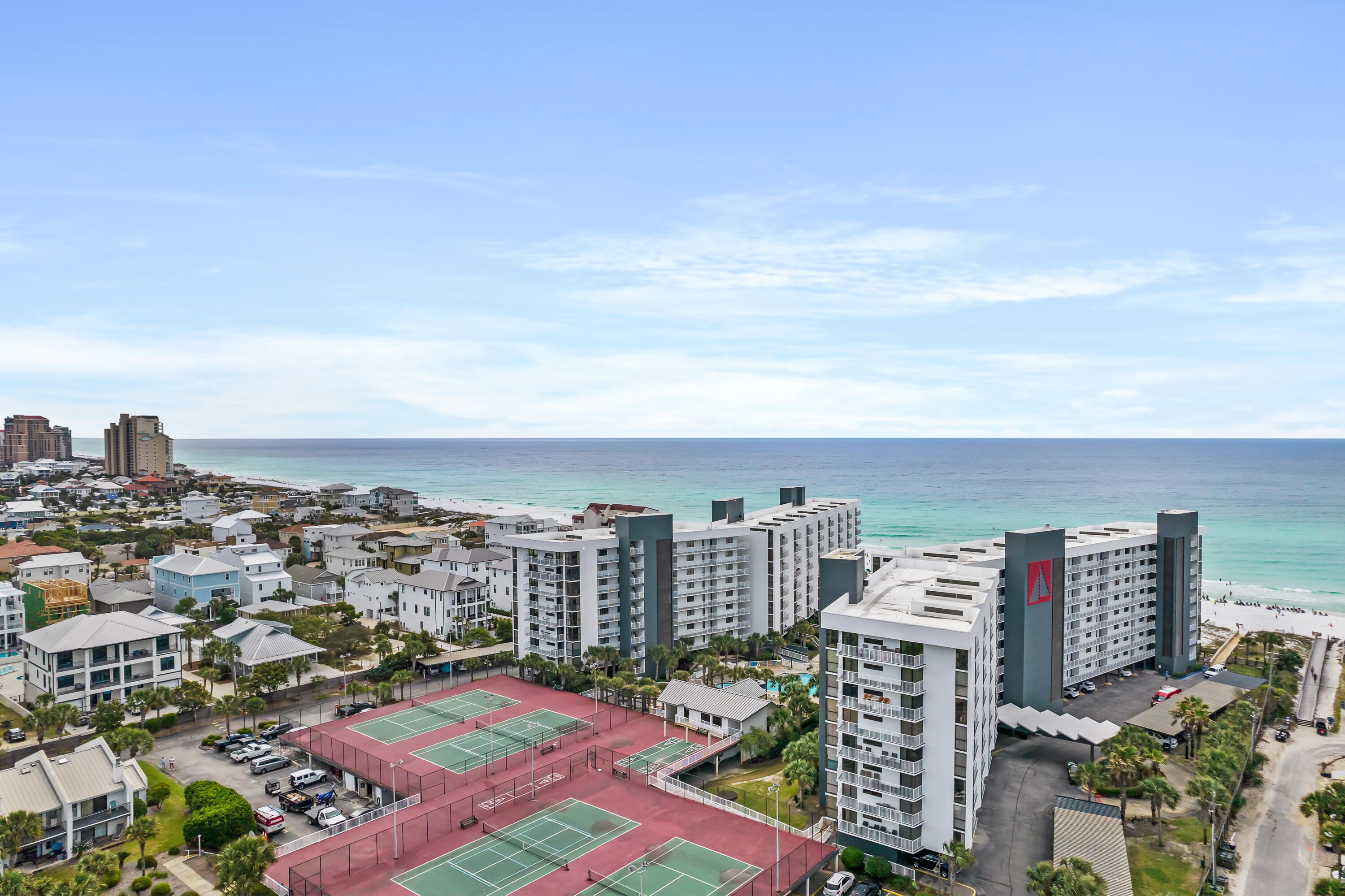 MAINSAIL CONDO PH 3 - Residential