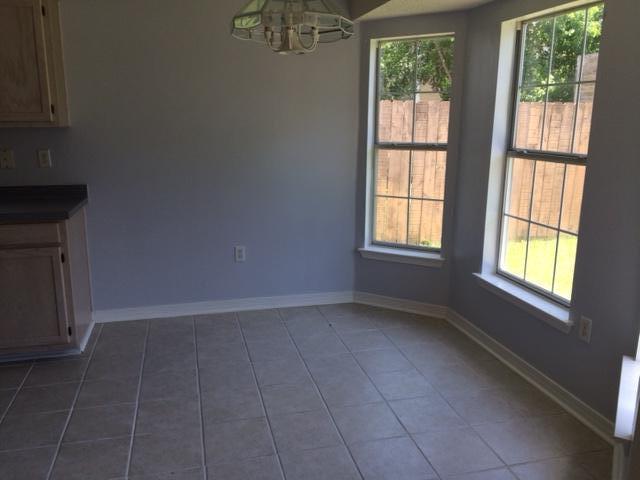 FOREST OAKS PH 2 LOT 4 BLK B - Residential