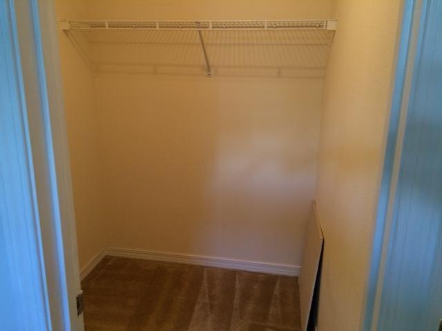 FOREST OAKS PH 2 LOT 4 BLK B - Residential