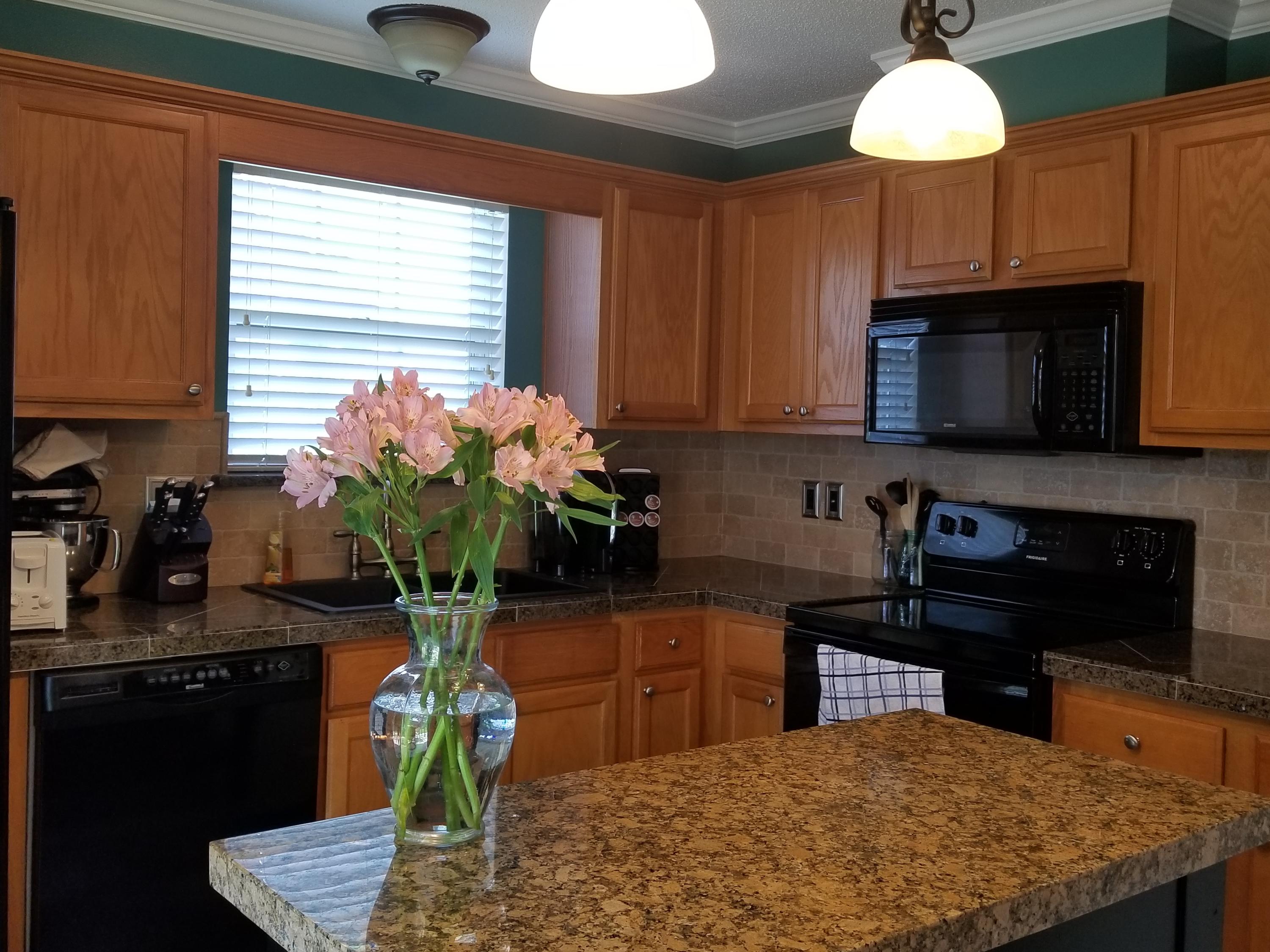 HUNTERS RUN S/D - Residential