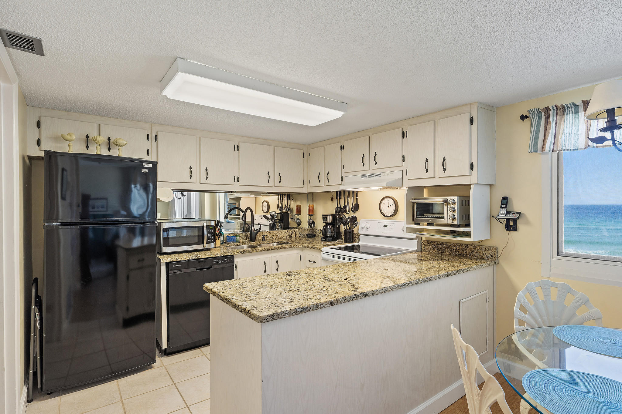 PINNACLE PORT - Residential