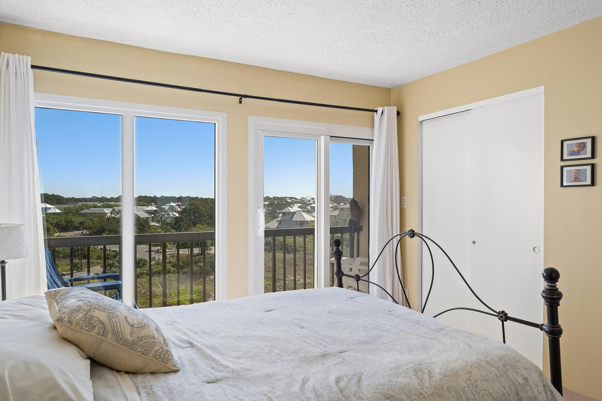 PINNACLE PORT - Residential