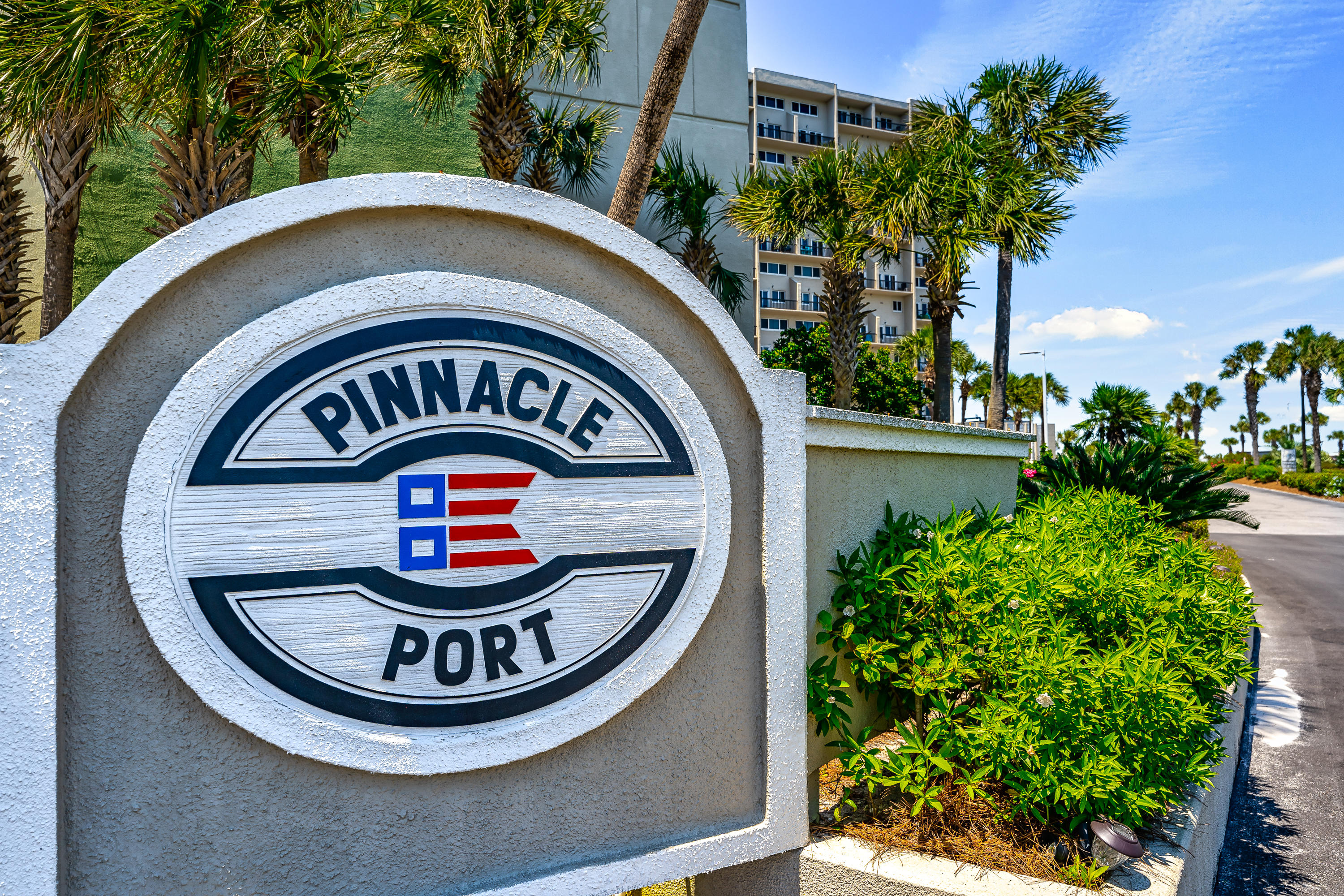 PINNACLE PORT - Residential