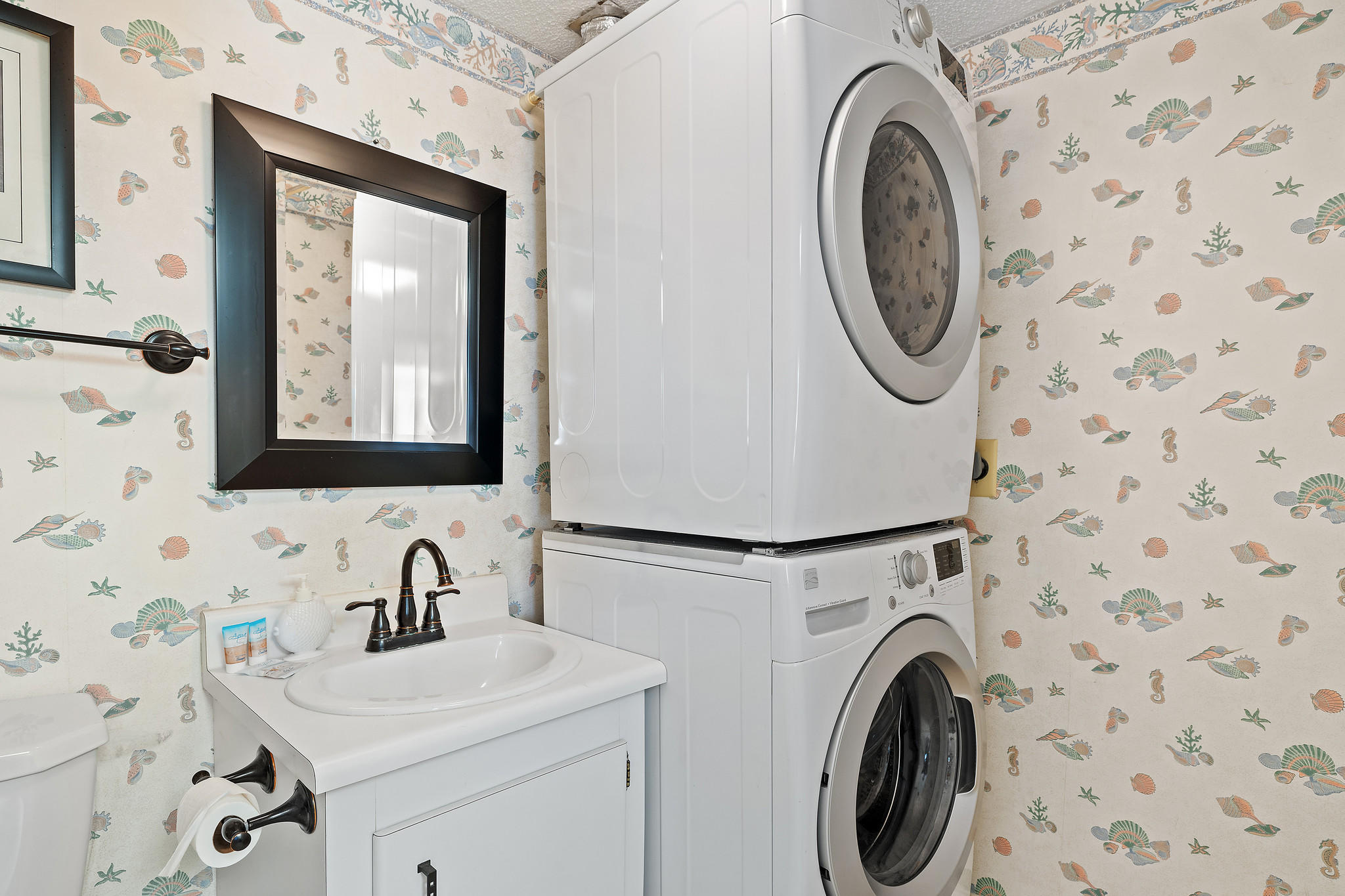 PINNACLE PORT - Residential