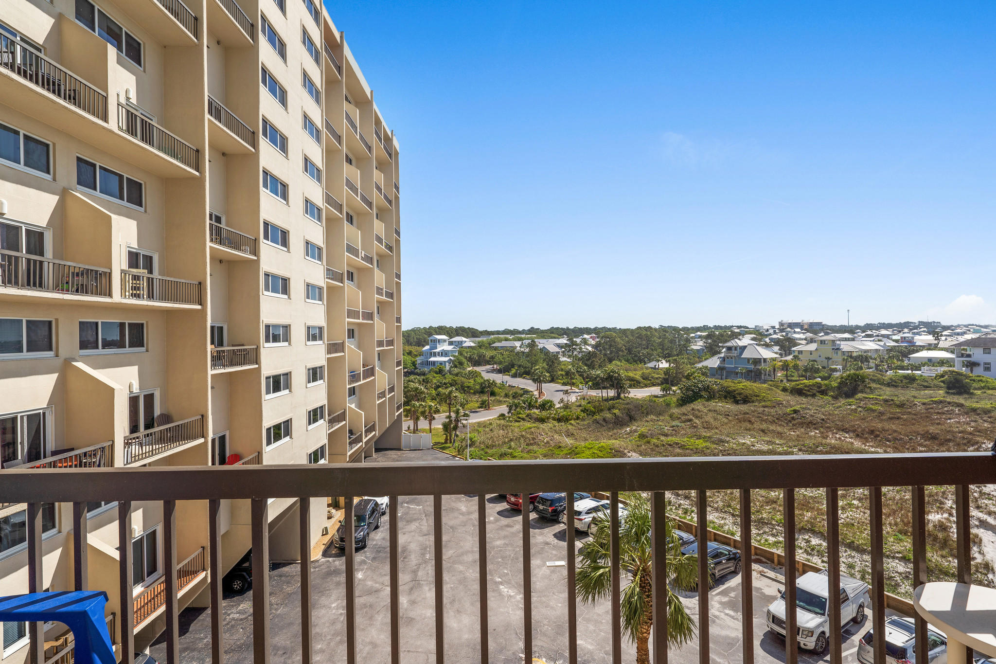 PINNACLE PORT - Residential