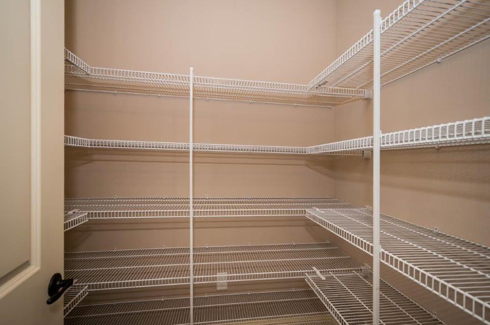 HATTIES GROVE - Residential