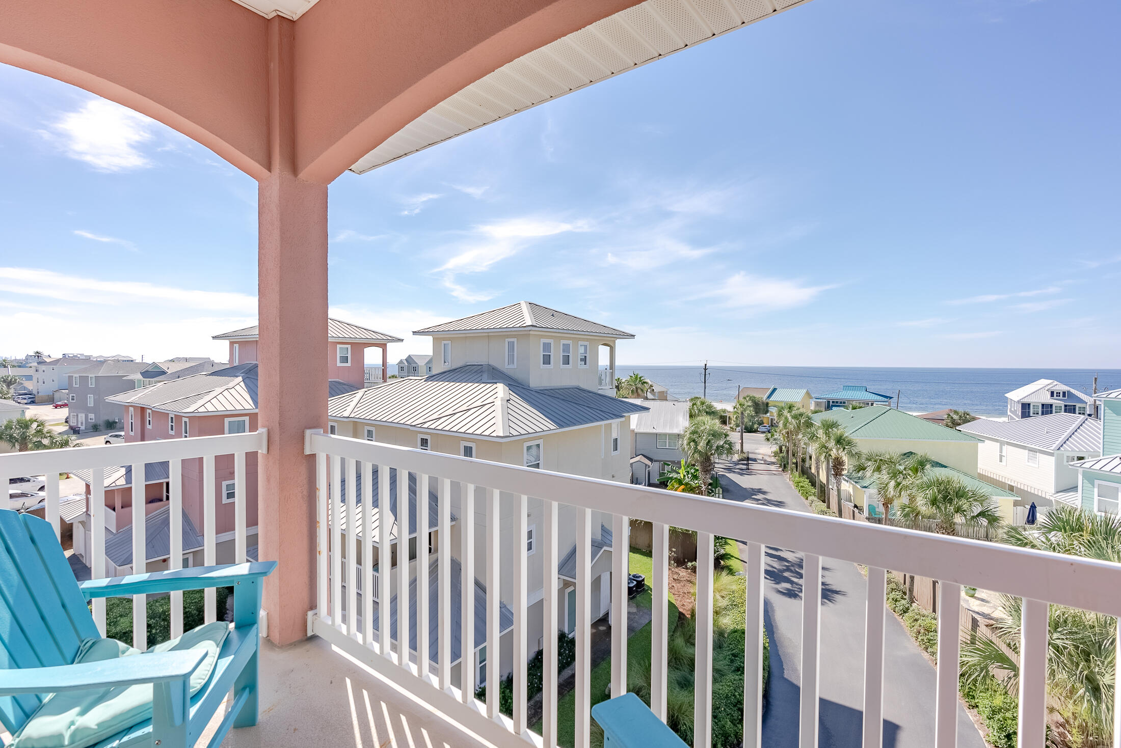 CASA DEL MAR - Residential