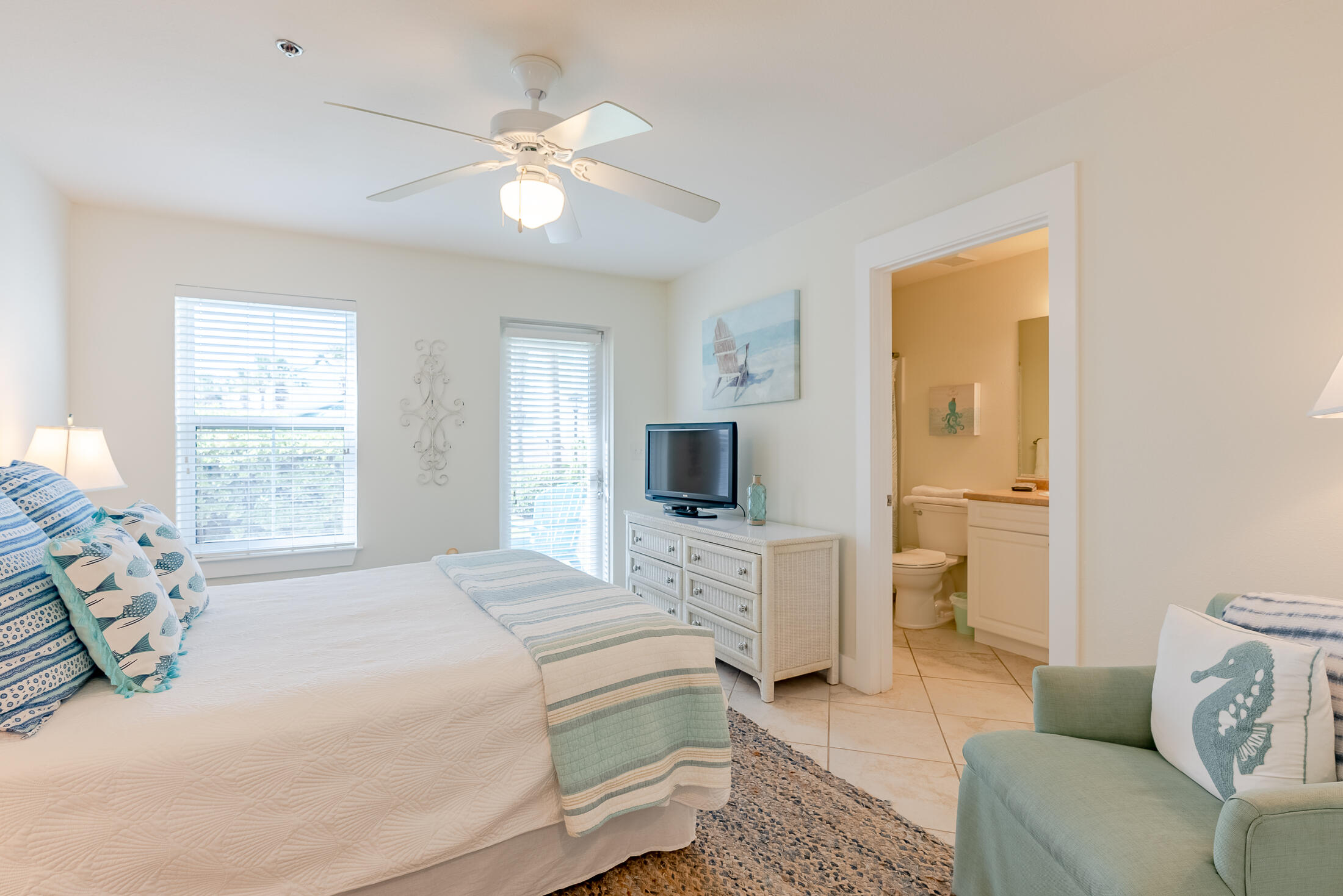 CASA DEL MAR - Residential