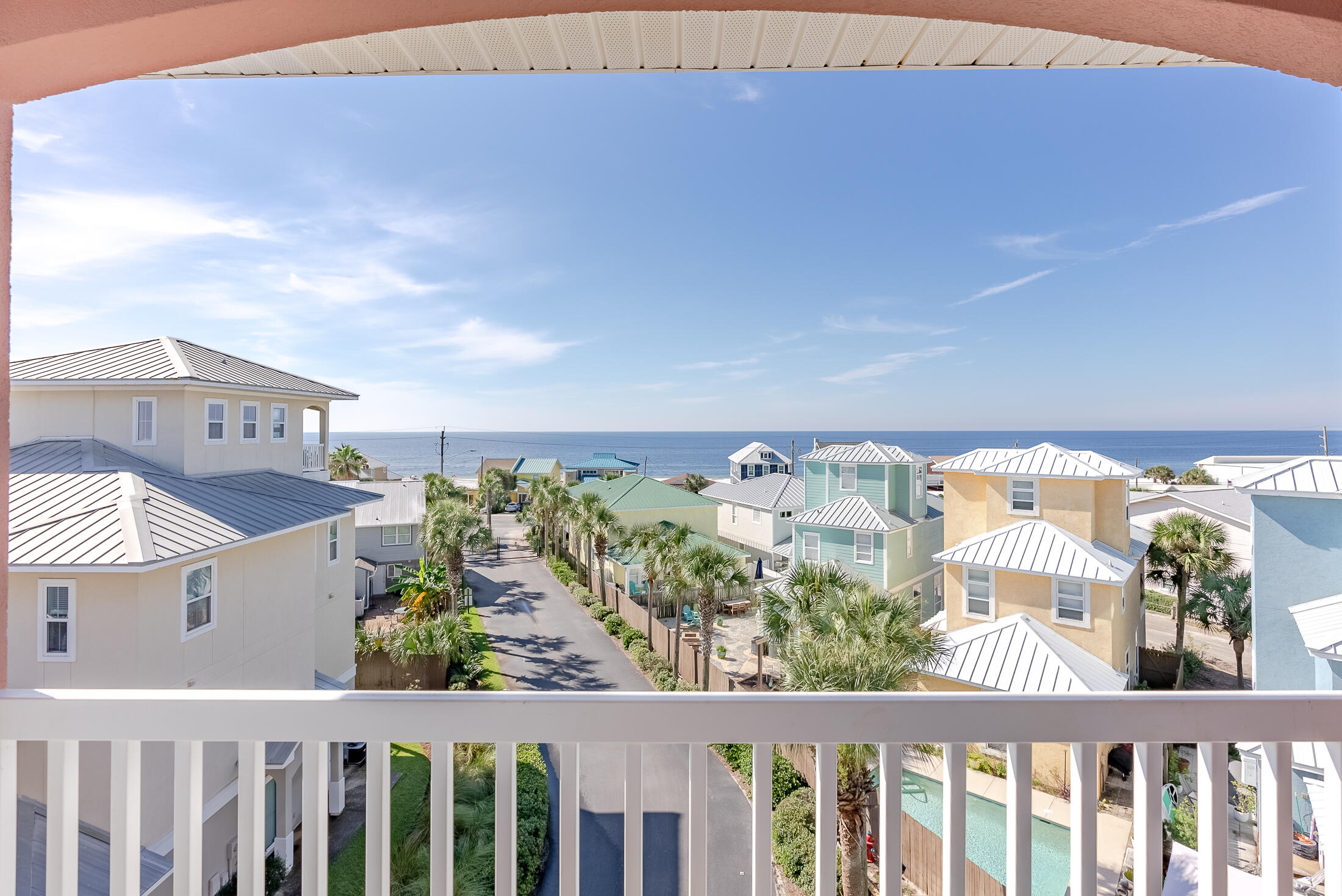 CASA DEL MAR - Residential