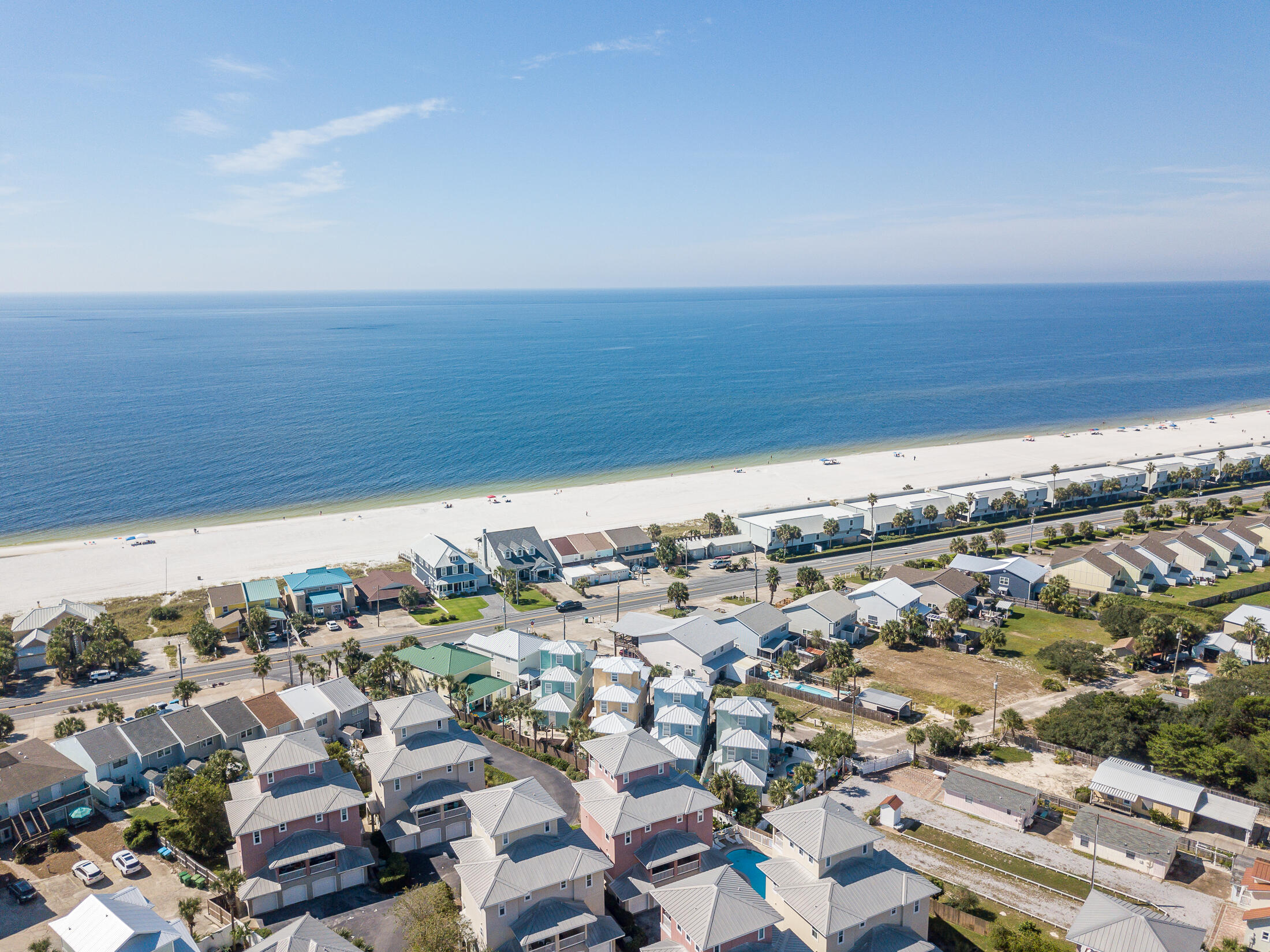 CASA DEL MAR - Residential
