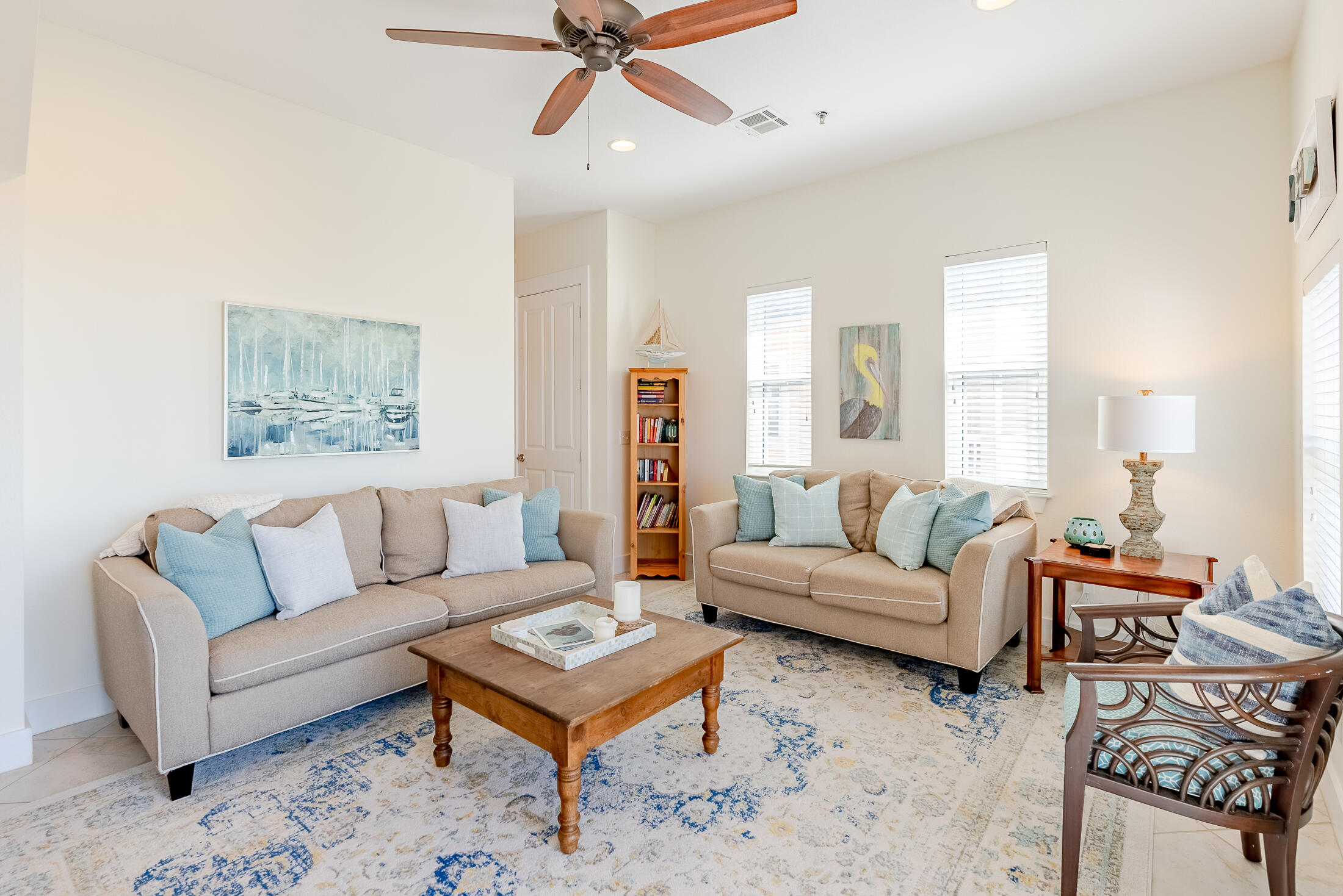 CASA DEL MAR - Residential