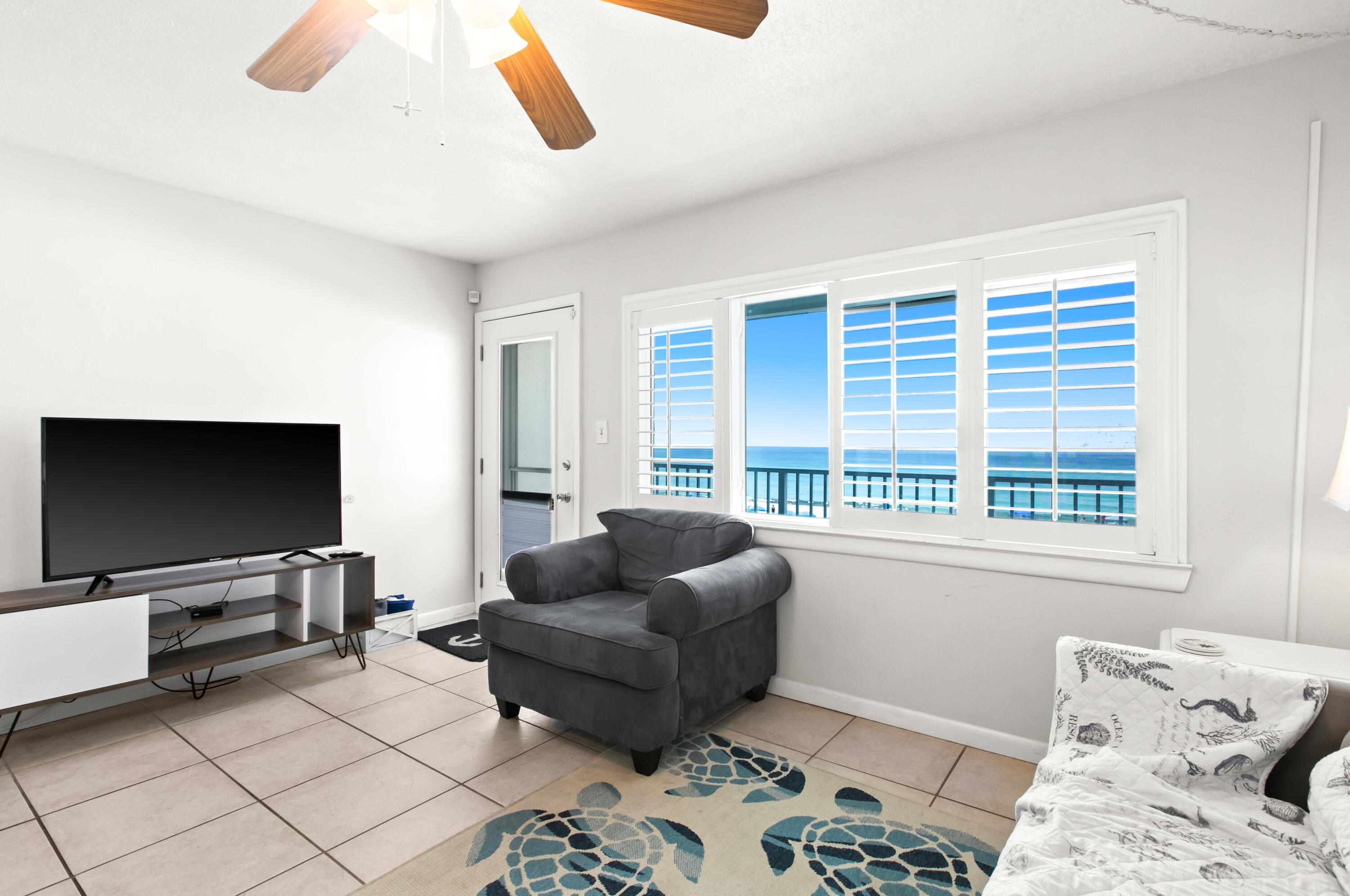 VISTA DEL MAR CONDO - Residential