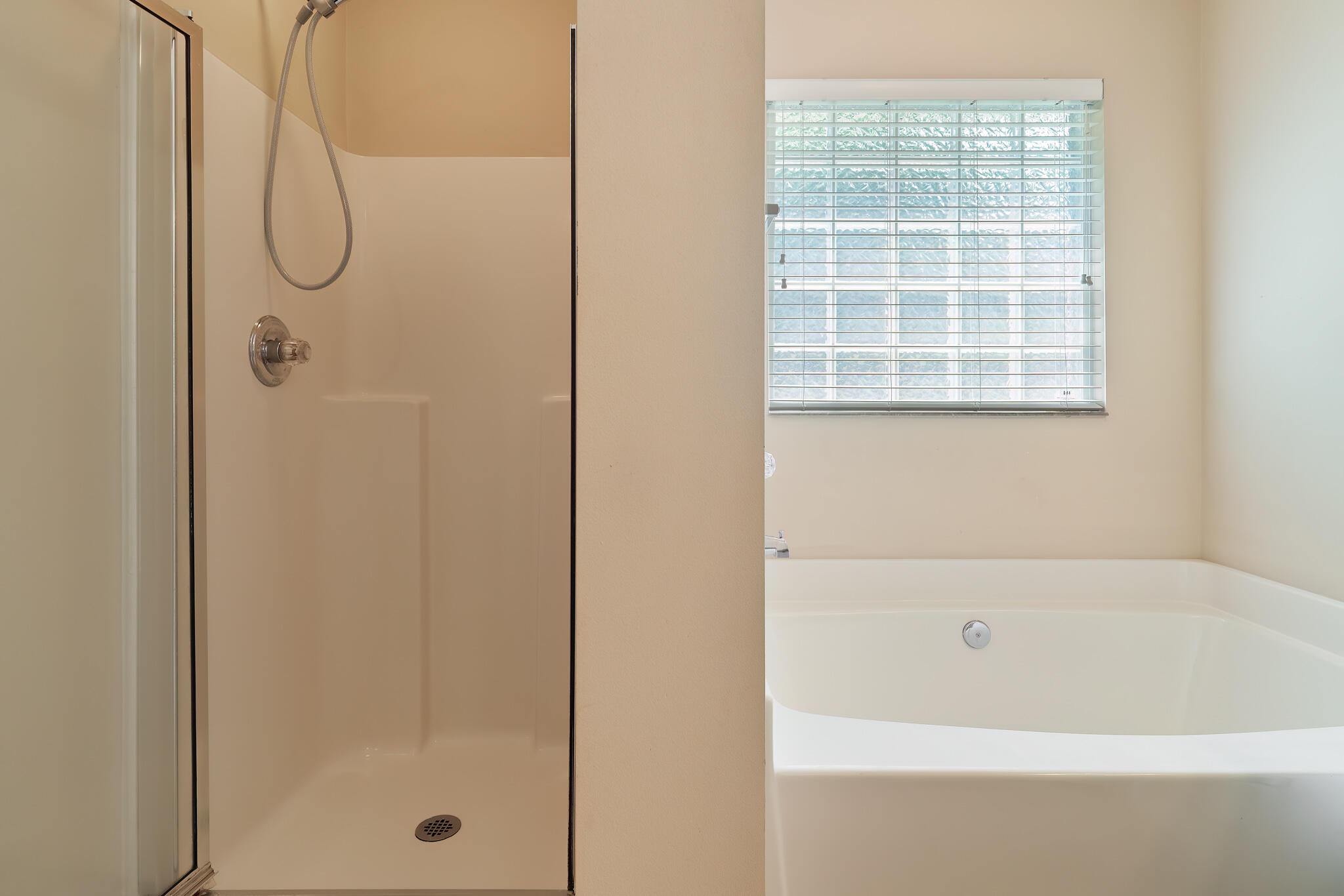 MATHISON CREEK EST@ KENNEDY LAKES PH 2 - Residential