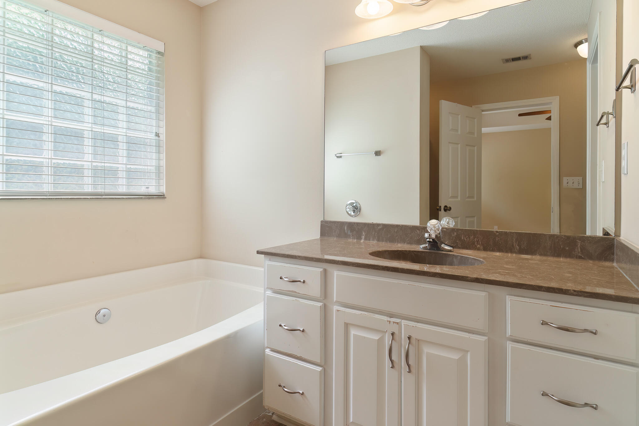 MATHISON CREEK EST@ KENNEDY LAKES PH 2 - Residential