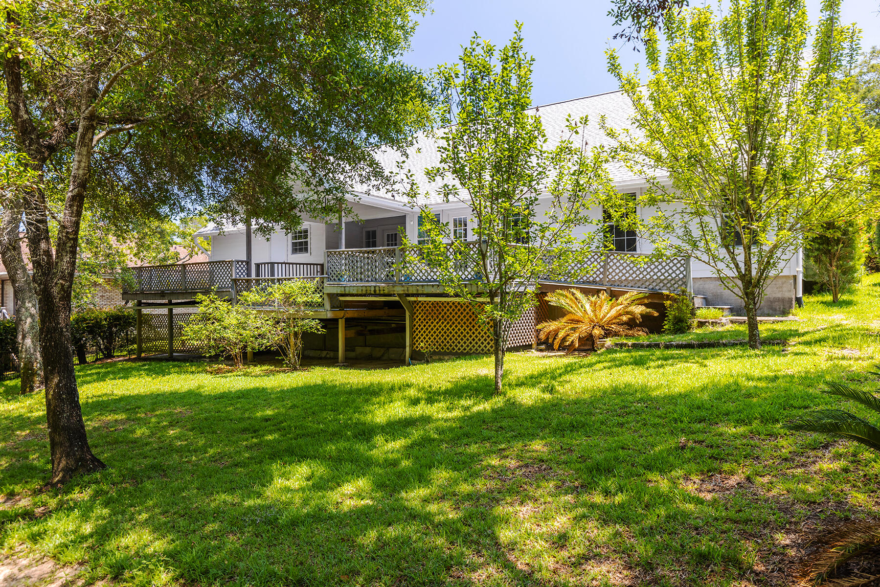 PARKWOOD ESTATES PH 1 BLUEWATER BAY - Residential