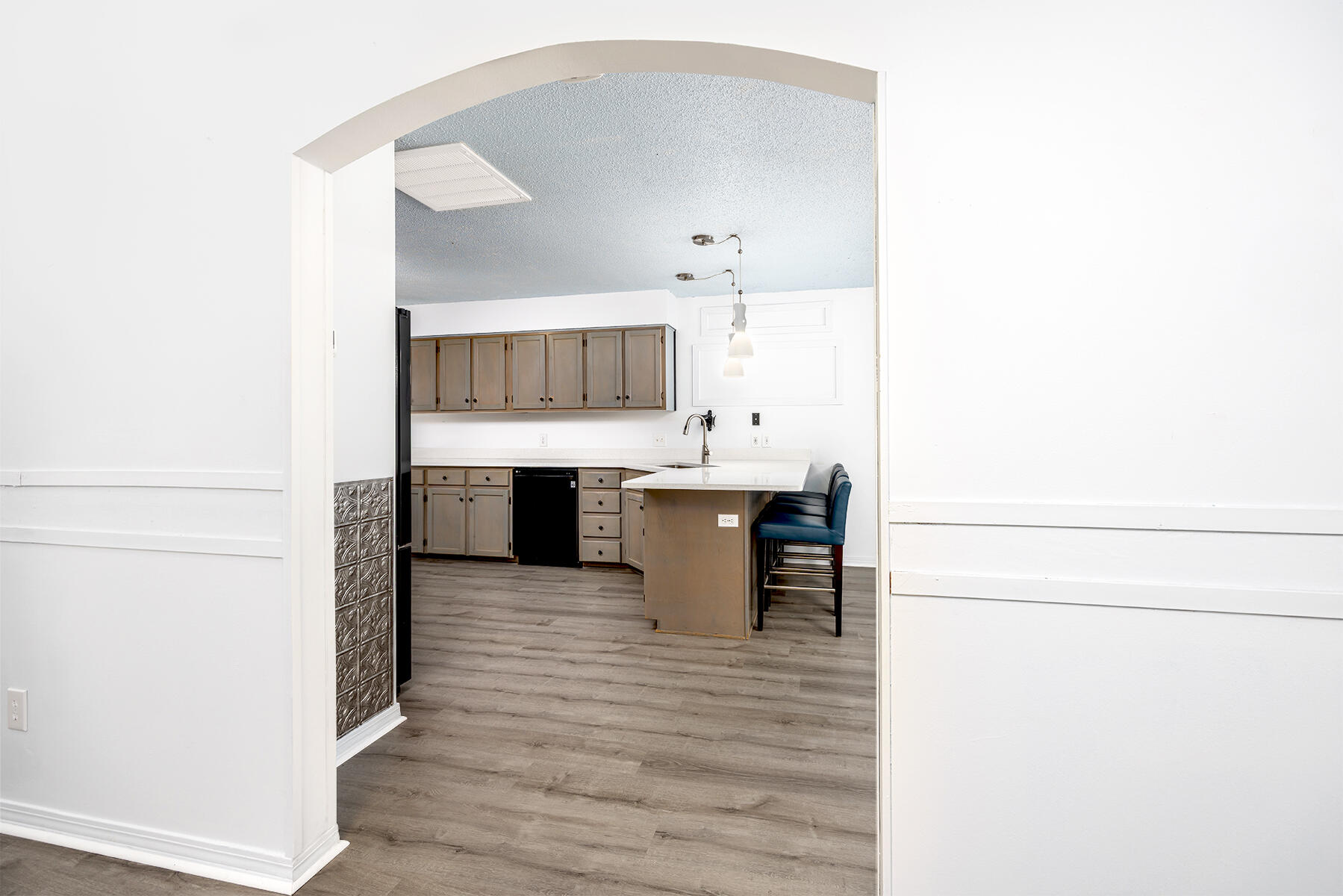 PARKWOOD ESTATES PH 1 BLUEWATER BAY - Residential