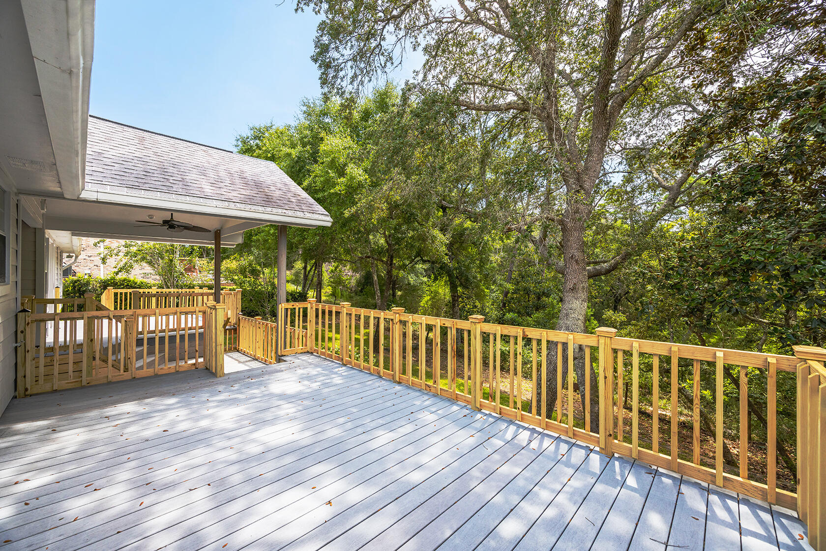 PARKWOOD ESTATES PH 1 BLUEWATER BAY - Residential