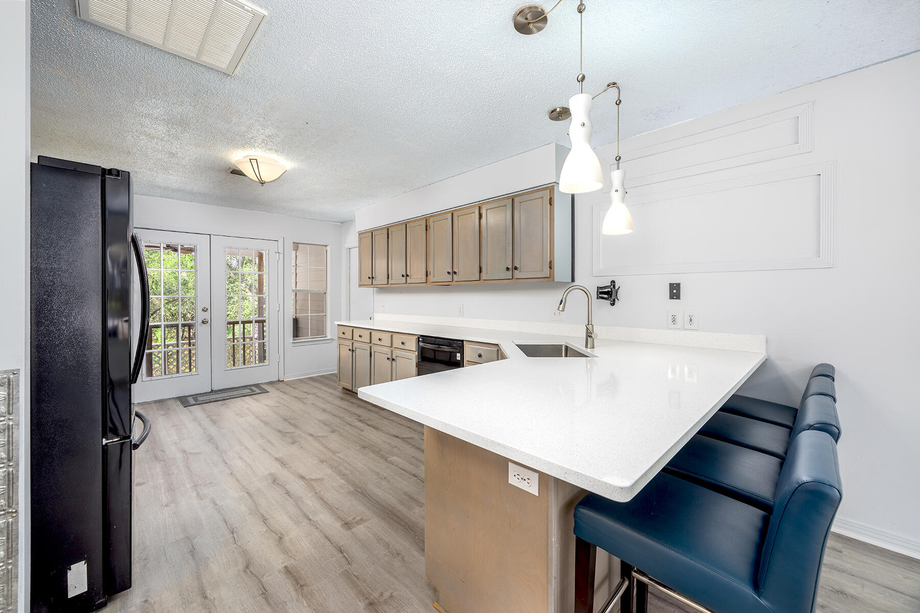 PARKWOOD ESTATES PH 1 BLUEWATER BAY - Residential