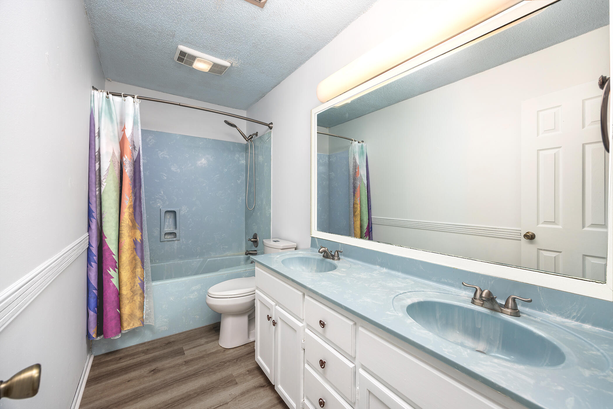 PARKWOOD ESTATES PH 1 BLUEWATER BAY - Residential
