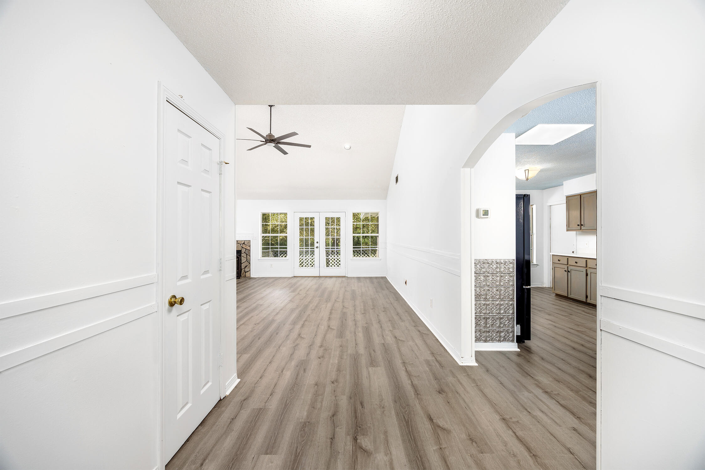 PARKWOOD ESTATES PH 1 BLUEWATER BAY - Residential
