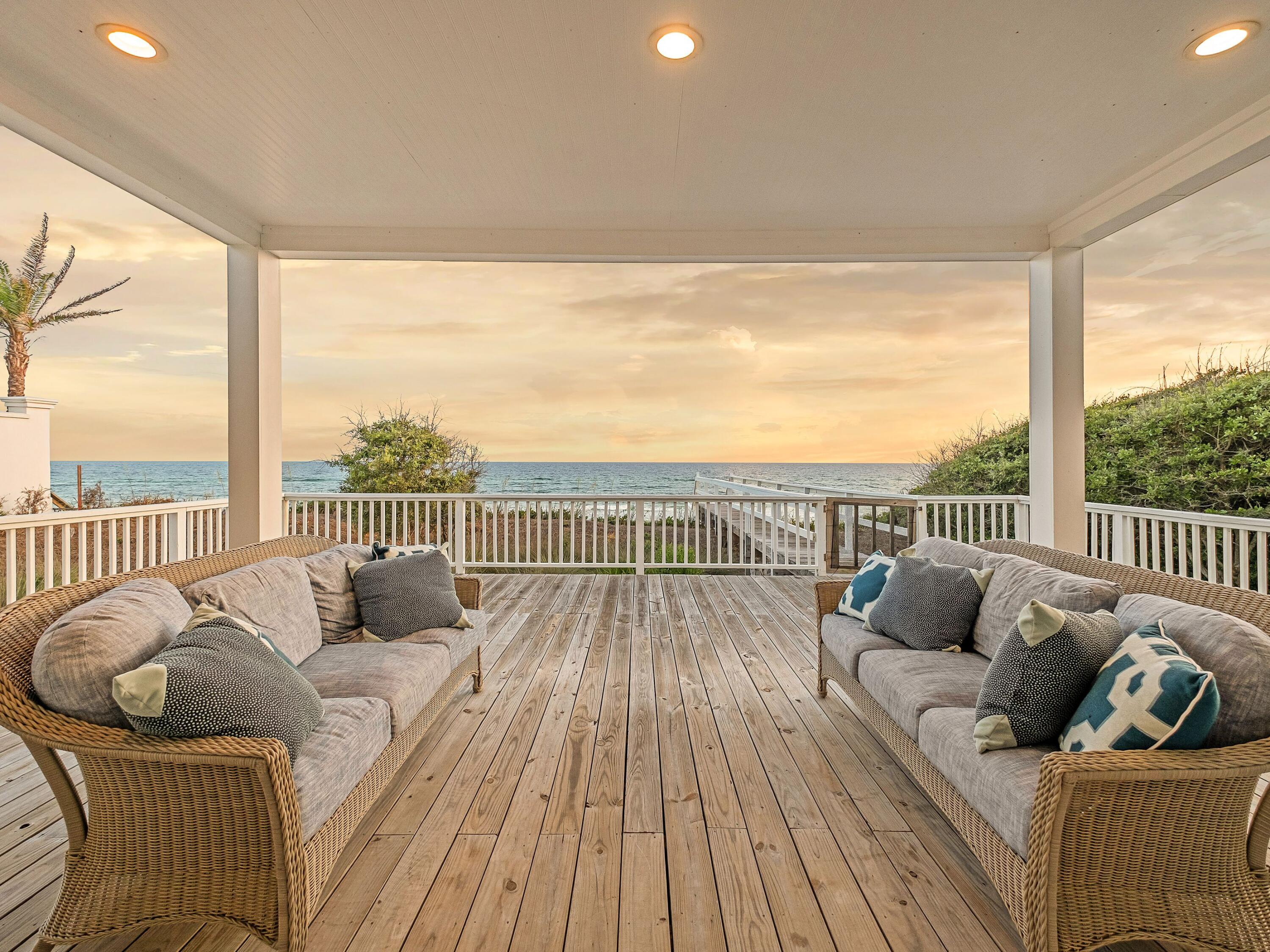 PELICAN POINTE AT CAMP CREEK - Residential
