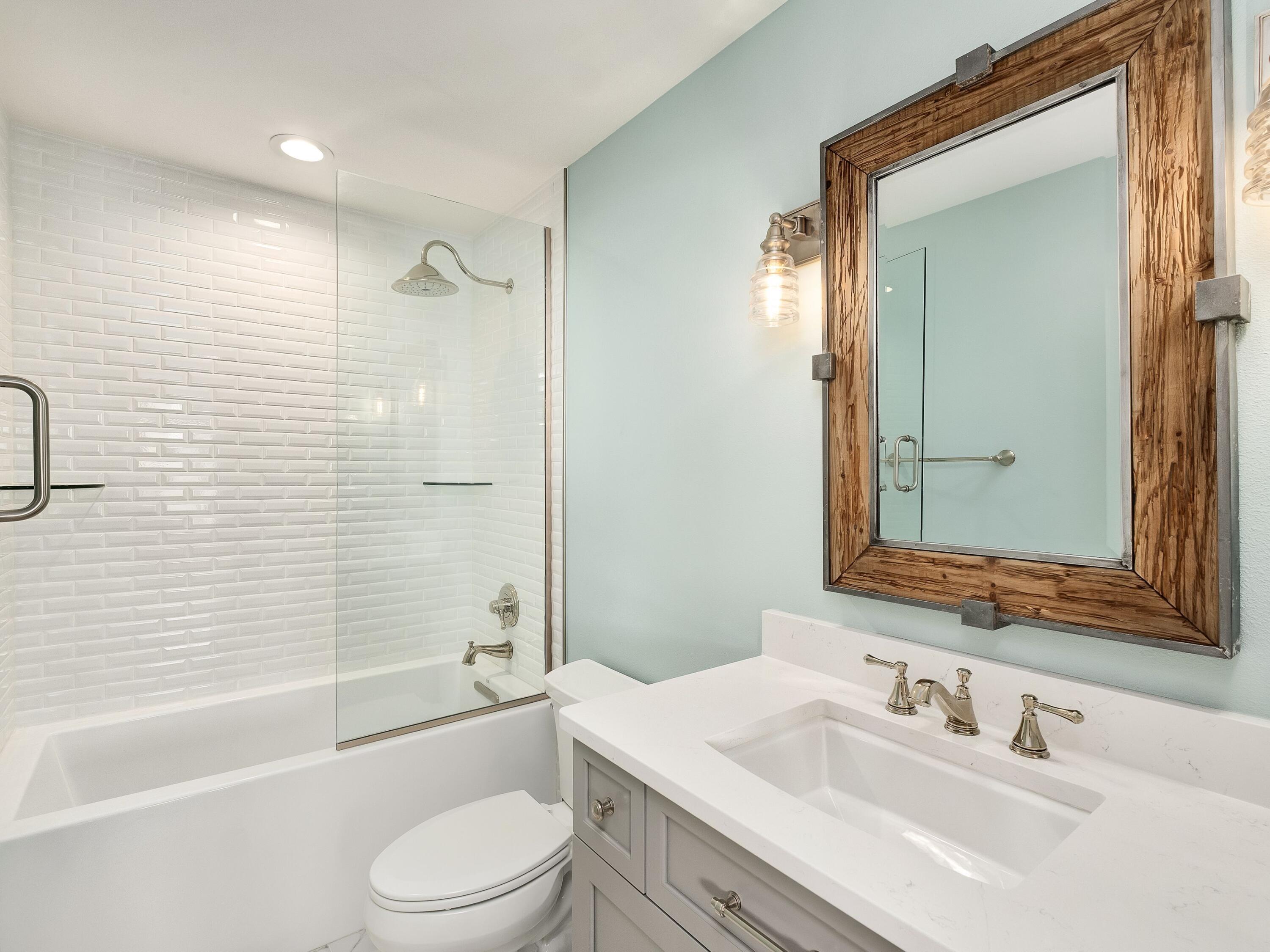 PELICAN POINTE AT CAMP CREEK - Residential