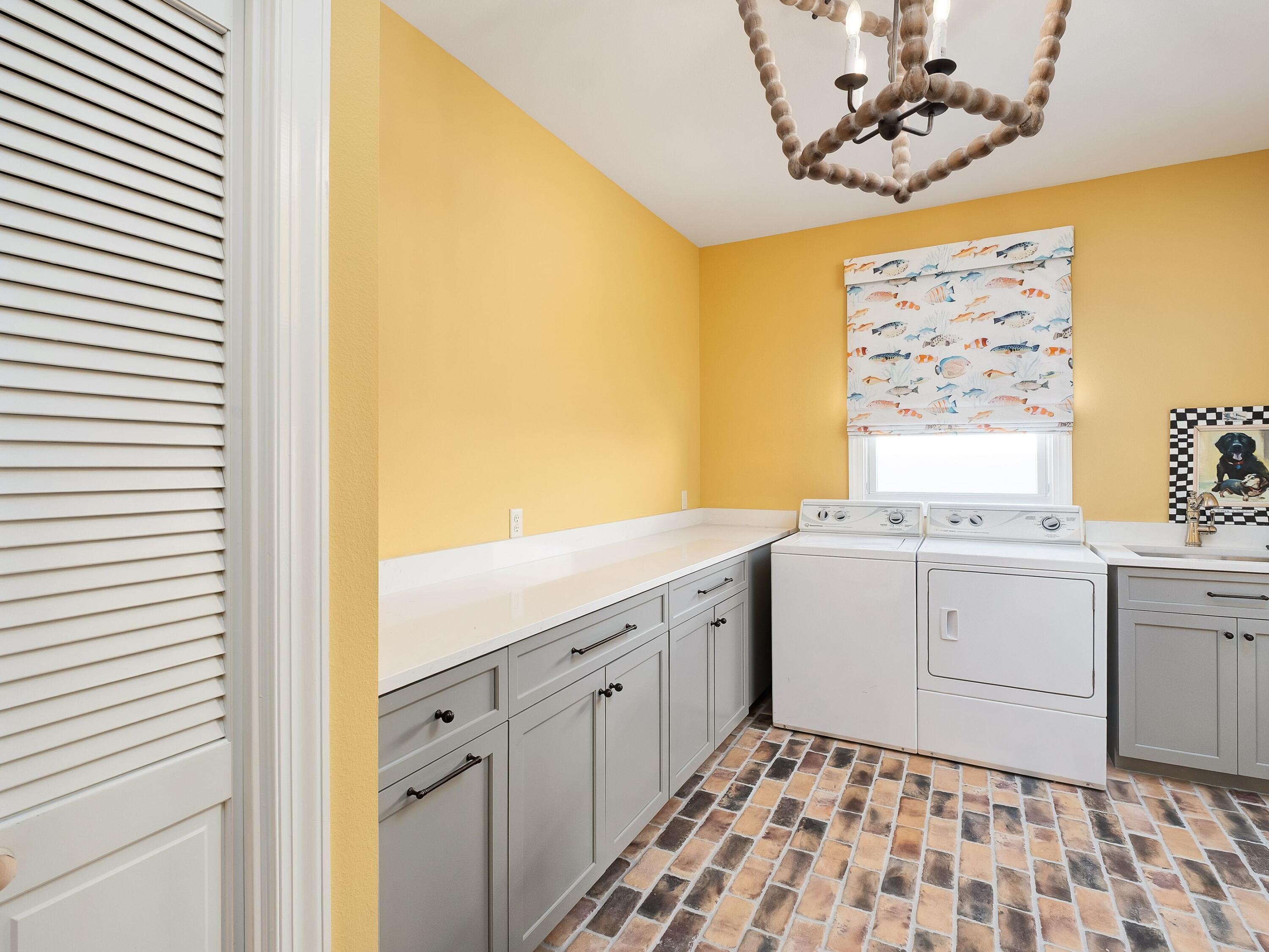 PELICAN POINTE AT CAMP CREEK - Residential