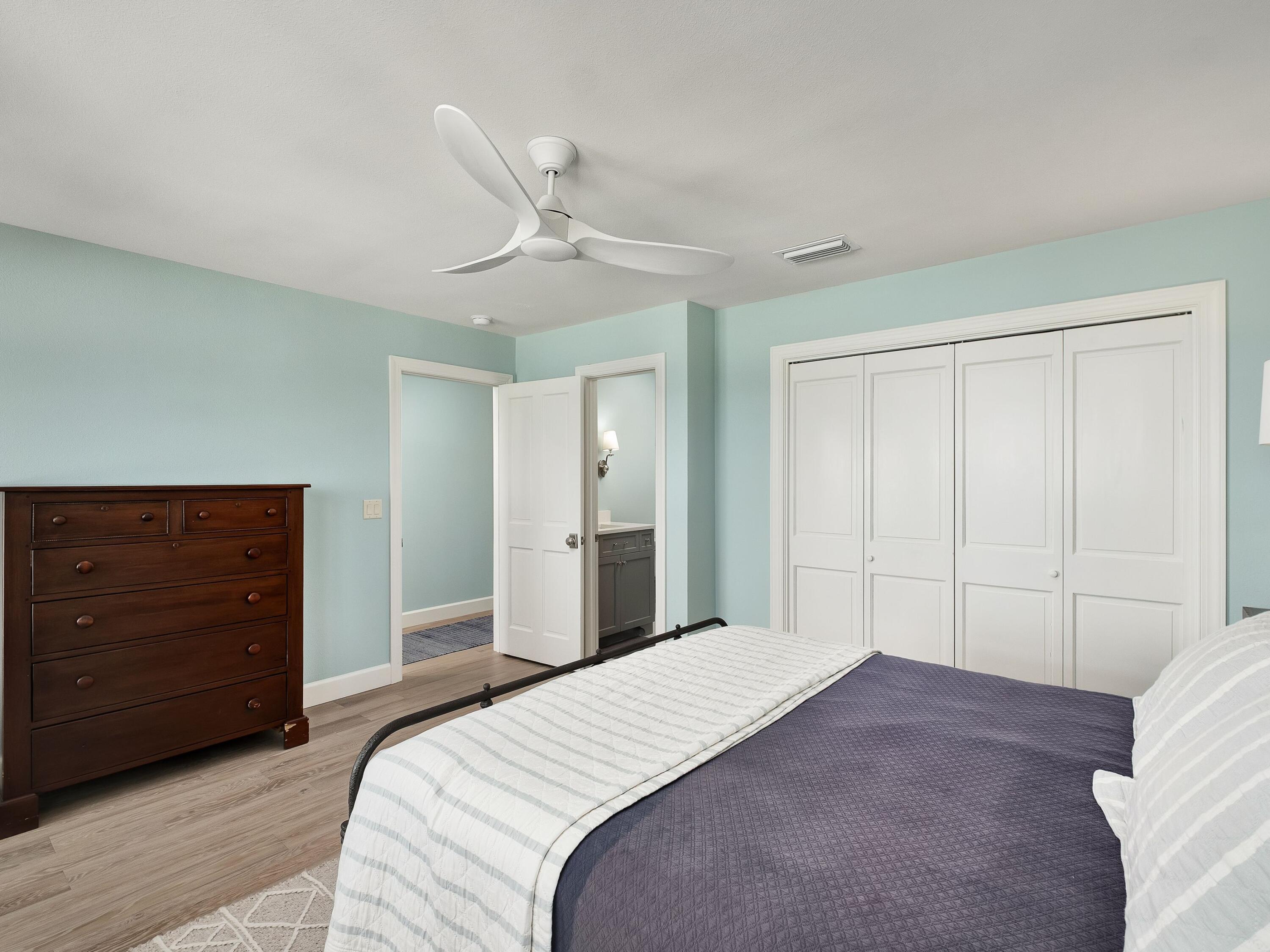 PELICAN POINTE AT CAMP CREEK - Residential
