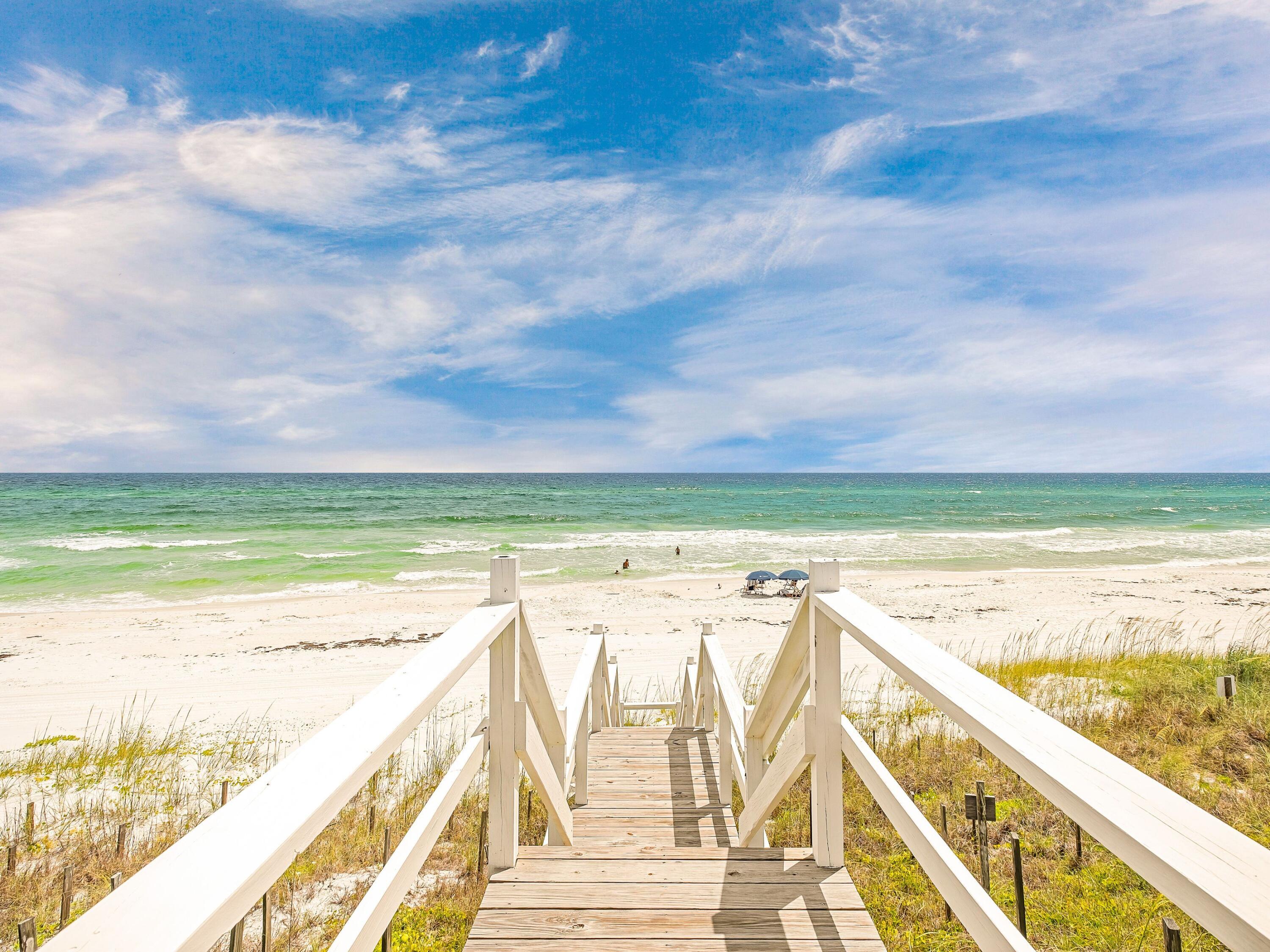 PELICAN POINTE AT CAMP CREEK - Residential