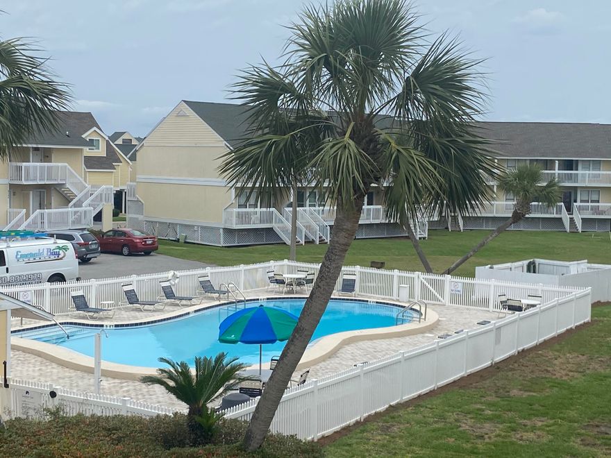 Accepting Back up offers until all contingencies have been met.Great corner location on this well maintained studio condo.Short walk to the beach and the pool is just outside the back balcony! Everything you need for a cute beach get-away or to purchase for an investment/rental property. Owners added two windows on the side of the condo facing the Gulf, adding extra light. SPC is a residential style resort occupying 43 acres in the heart of downtown Destin. Favorite amenities include 1100 ft of beachfront, 5 pools, 6 tennis courts, canal boat docking, marina, Rick's Sandtrap Beachfront Bar and Grill, Louisiana Lagniappe harbor front fine dining restaurant, shuffleboard, bocci ball,and the popular 9 hole par three pitch and putt golf course. Special Assessment of $105.42/qtr through yr 2022